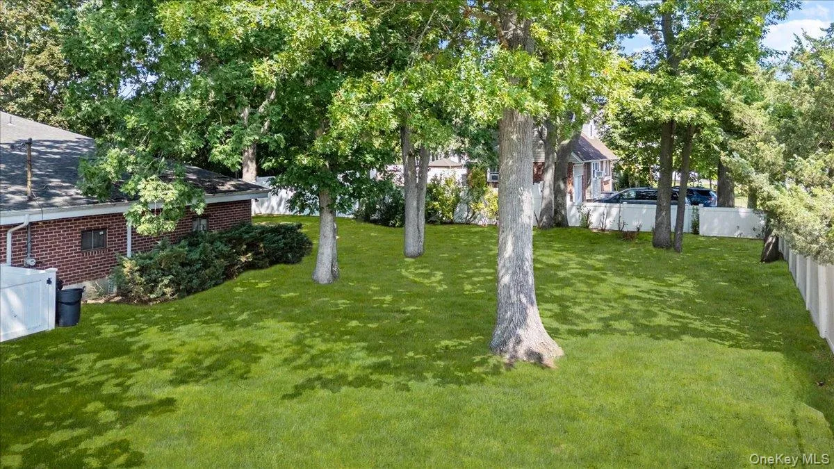 369 Central Avenue, Babylon, NY, 3 Bedrooms Bedrooms, 8 Rooms Rooms,2 BathroomsBathrooms,Residential,For Rent,Central,0,1036653 369 Central Avenue, Babylon, NY, 3 Bedrooms Bedrooms, 8 Rooms Rooms,2 BathroomsBathrooms,Residential,For Rent,Central,0,1036653