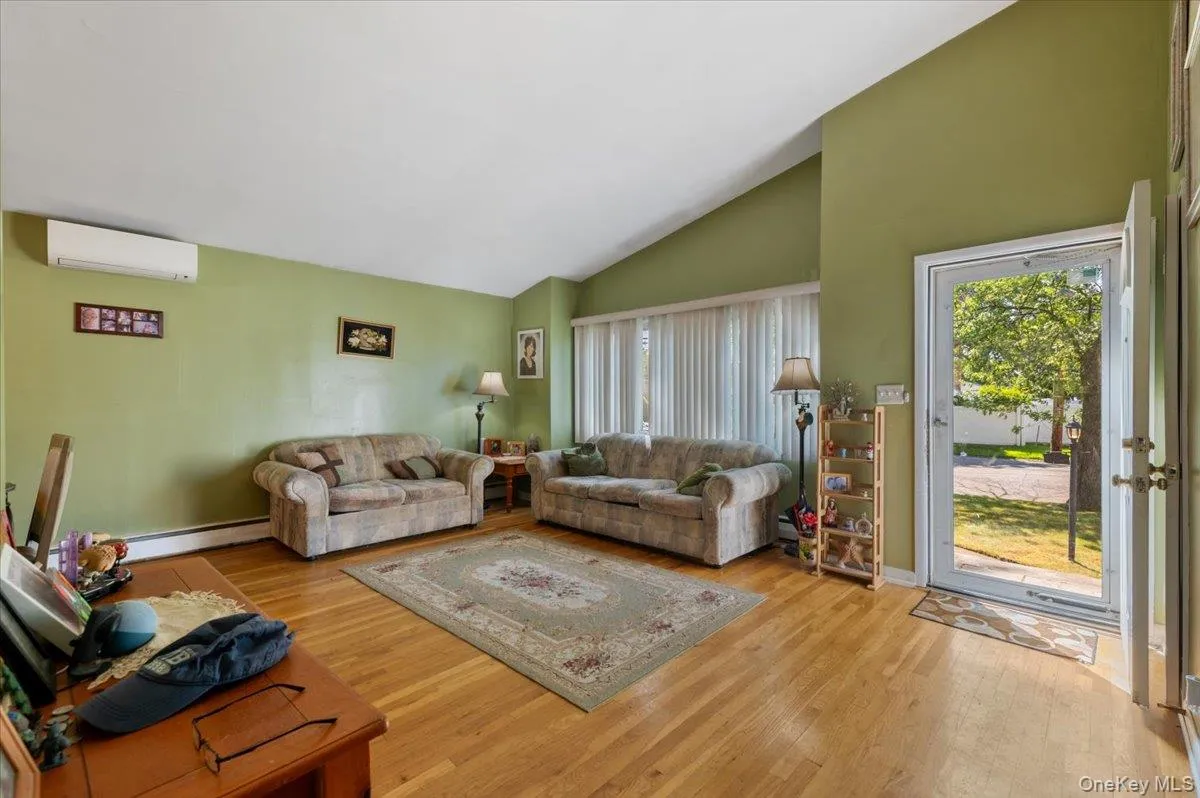 369 Central Avenue, Babylon, NY, 3 Bedrooms Bedrooms, 8 Rooms Rooms,2 BathroomsBathrooms,Residential,For Rent,Central,0,1036653 369 Central Avenue, Babylon, NY, 3 Bedrooms Bedrooms, 8 Rooms Rooms,2 BathroomsBathrooms,Residential,For Rent,Central,0,1036653