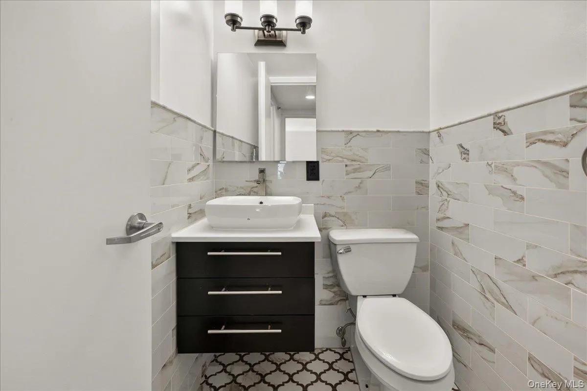 775 Lafayette Avenue, New York, NY, 2 Bedrooms Bedrooms, 4 Rooms Rooms,1 BathroomBathrooms,Residential,For Rent,Lafayette,0,1036654 775 Lafayette Avenue, New York, NY, 2 Bedrooms Bedrooms, 4 Rooms Rooms,1 BathroomBathrooms,Residential,For Rent,Lafayette,0,1036654