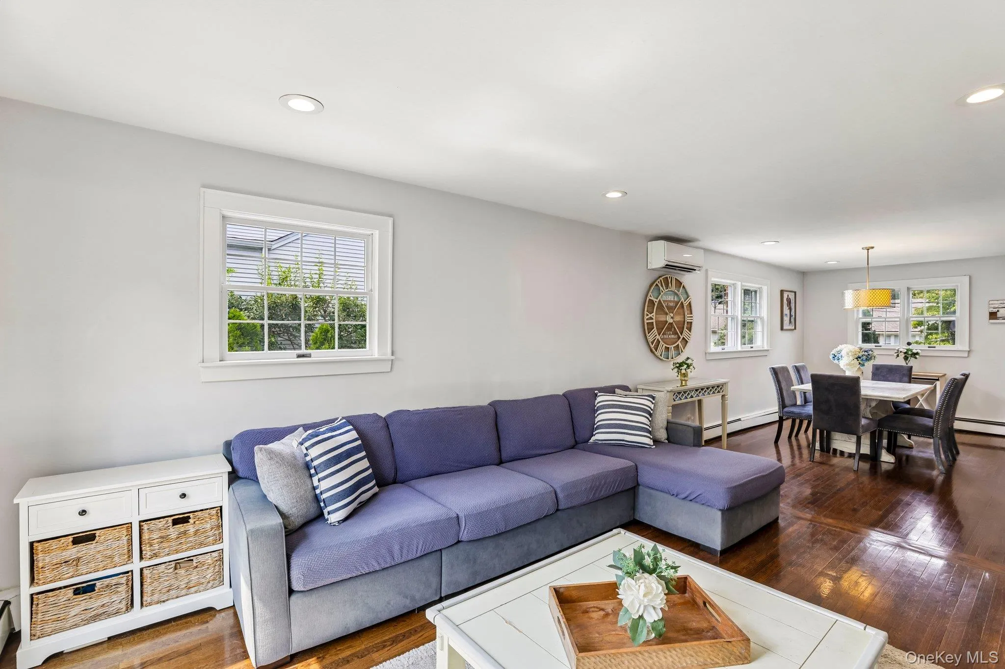 76 Highfield Avenue, North Hempstead, NY, 4 Bedrooms Bedrooms, 6 Rooms Rooms,2 BathroomsBathrooms,Residential,For Rent,Highfield,0,1036655 76 Highfield Avenue, North Hempstead, NY, 4 Bedrooms Bedrooms, 6 Rooms Rooms,2 BathroomsBathrooms,Residential,For Rent,Highfield,0,1036655