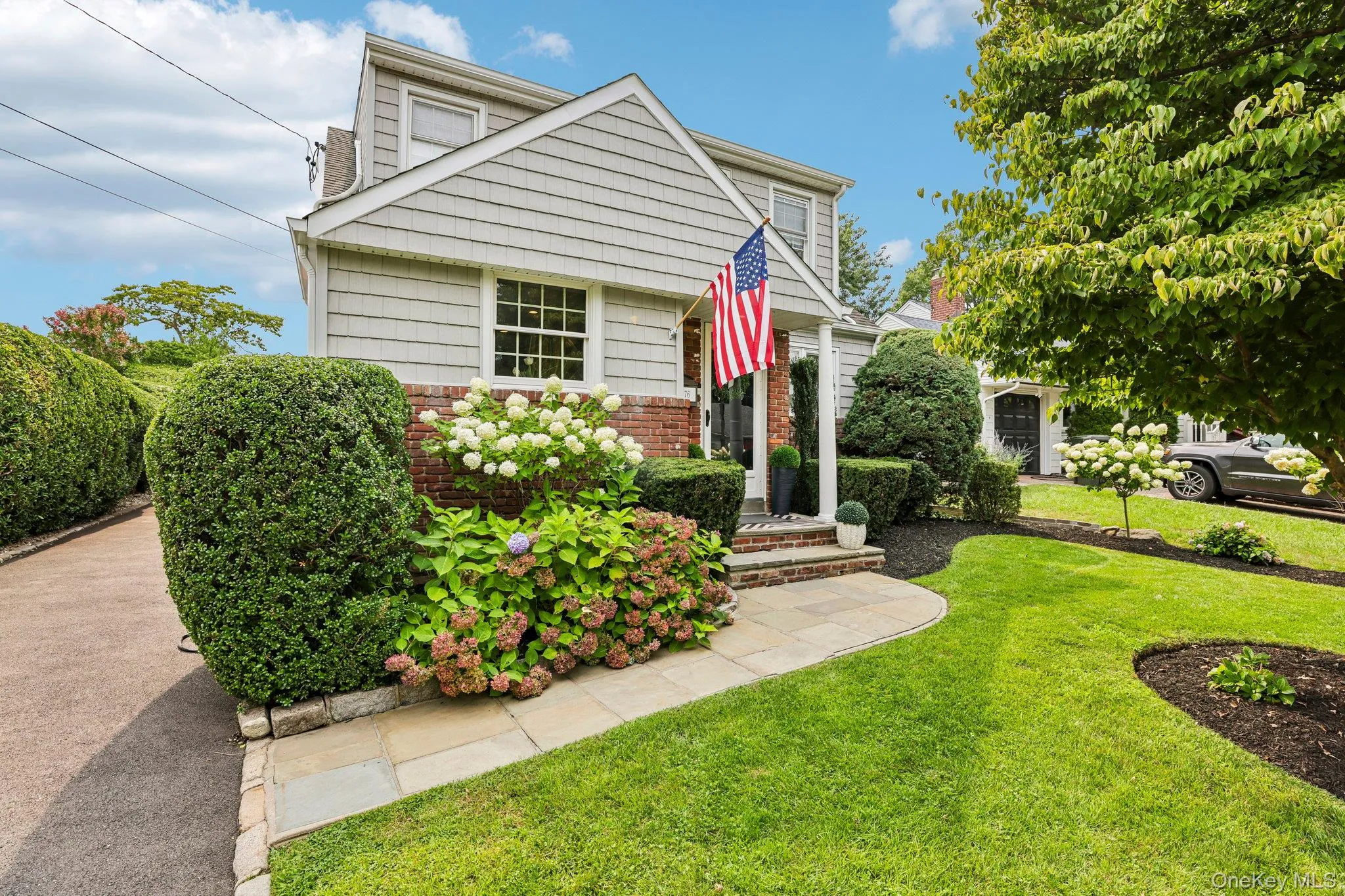 76 Highfield Avenue, North Hempstead, NY, 4 Bedrooms Bedrooms, 6 Rooms Rooms,2 BathroomsBathrooms,Residential,For Rent,Highfield,0,1036655 76 Highfield Avenue, North Hempstead, NY, 4 Bedrooms Bedrooms, 6 Rooms Rooms,2 BathroomsBathrooms,Residential,For Rent,Highfield,0,1036655