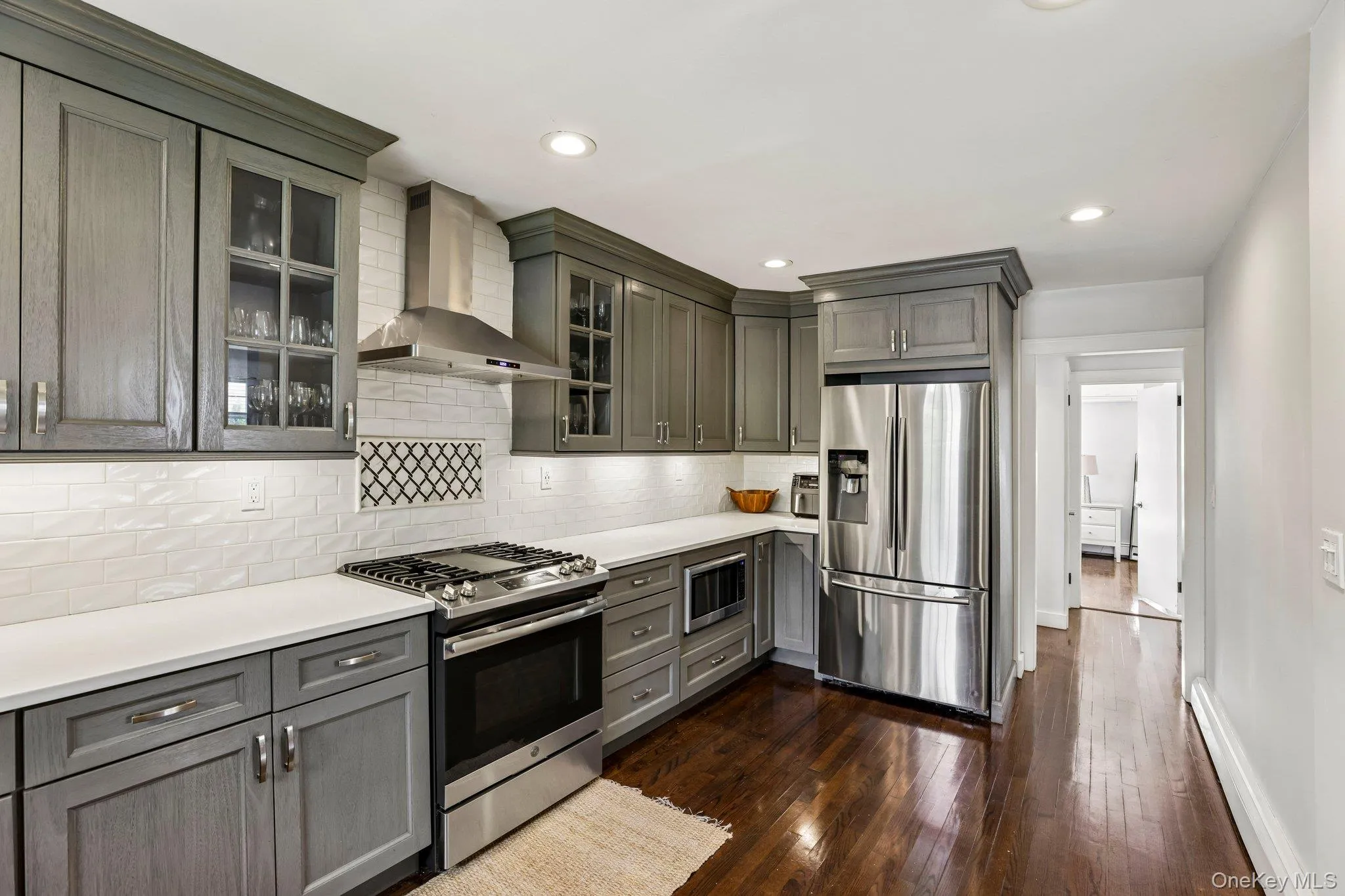 76 Highfield Avenue, North Hempstead, NY, 4 Bedrooms Bedrooms, 6 Rooms Rooms,2 BathroomsBathrooms,Residential,For Rent,Highfield,0,1036655 76 Highfield Avenue, North Hempstead, NY, 4 Bedrooms Bedrooms, 6 Rooms Rooms,2 BathroomsBathrooms,Residential,For Rent,Highfield,0,1036655