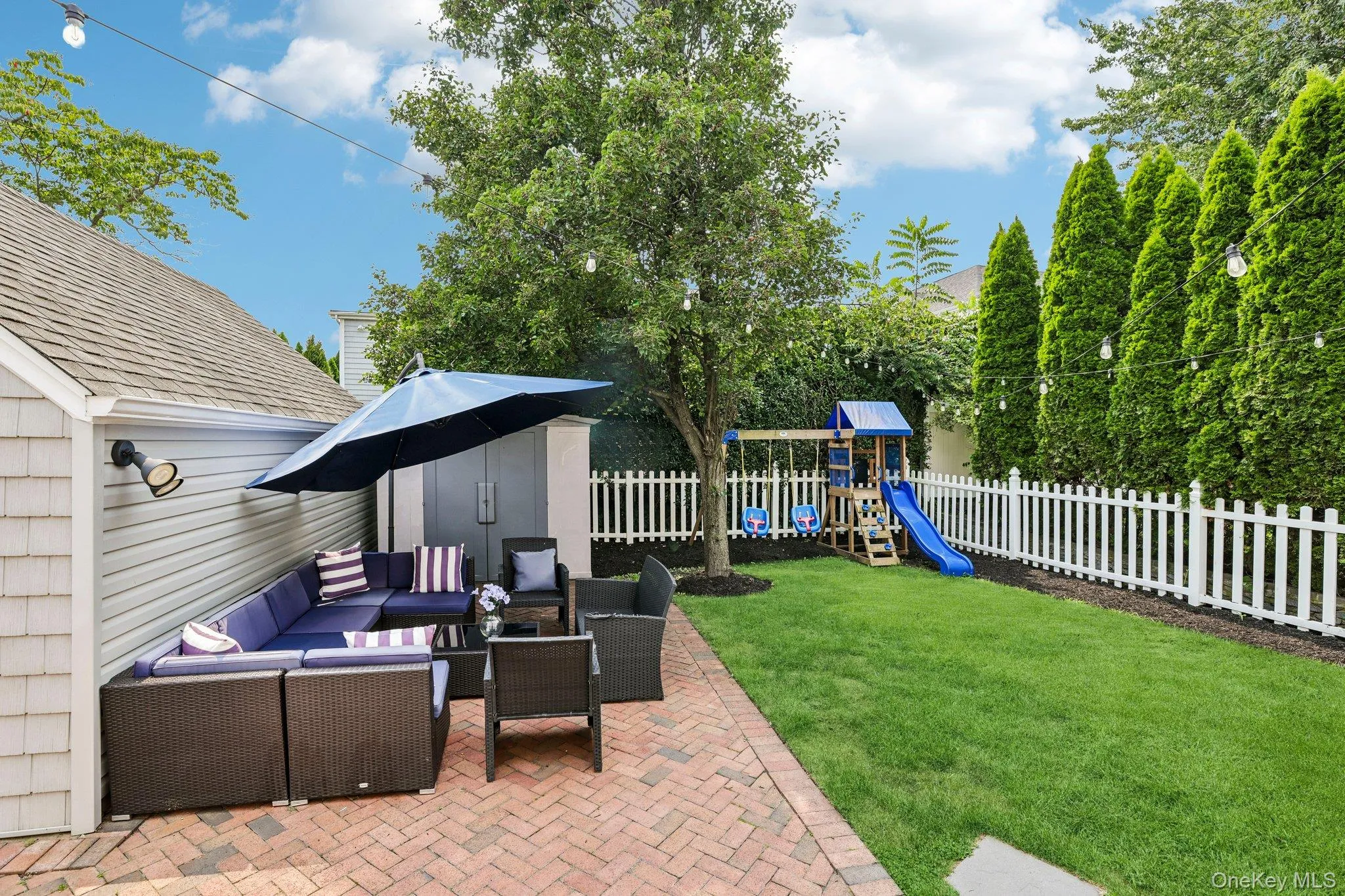 76 Highfield Avenue, North Hempstead, NY, 4 Bedrooms Bedrooms, 6 Rooms Rooms,2 BathroomsBathrooms,Residential,For Rent,Highfield,0,1036655 76 Highfield Avenue, North Hempstead, NY, 4 Bedrooms Bedrooms, 6 Rooms Rooms,2 BathroomsBathrooms,Residential,For Rent,Highfield,0,1036655