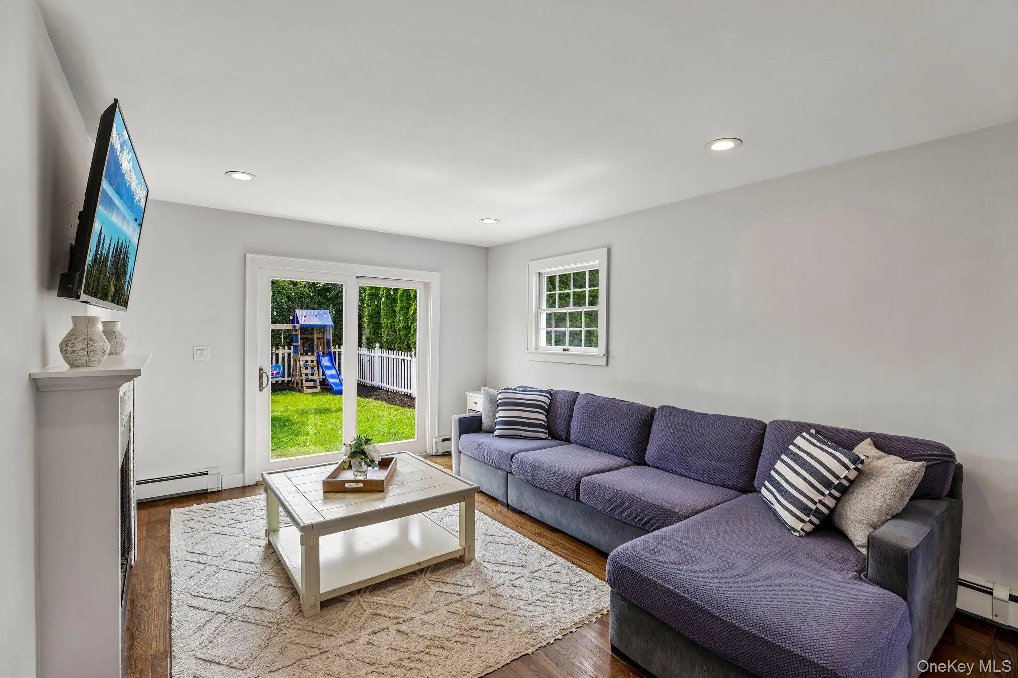 76 Highfield Avenue, North Hempstead, NY, 4 Bedrooms Bedrooms, 6 Rooms Rooms,2 BathroomsBathrooms,Residential,For Rent,Highfield,0,1036655 76 Highfield Avenue, North Hempstead, NY, 4 Bedrooms Bedrooms, 6 Rooms Rooms,2 BathroomsBathrooms,Residential,For Rent,Highfield,0,1036655