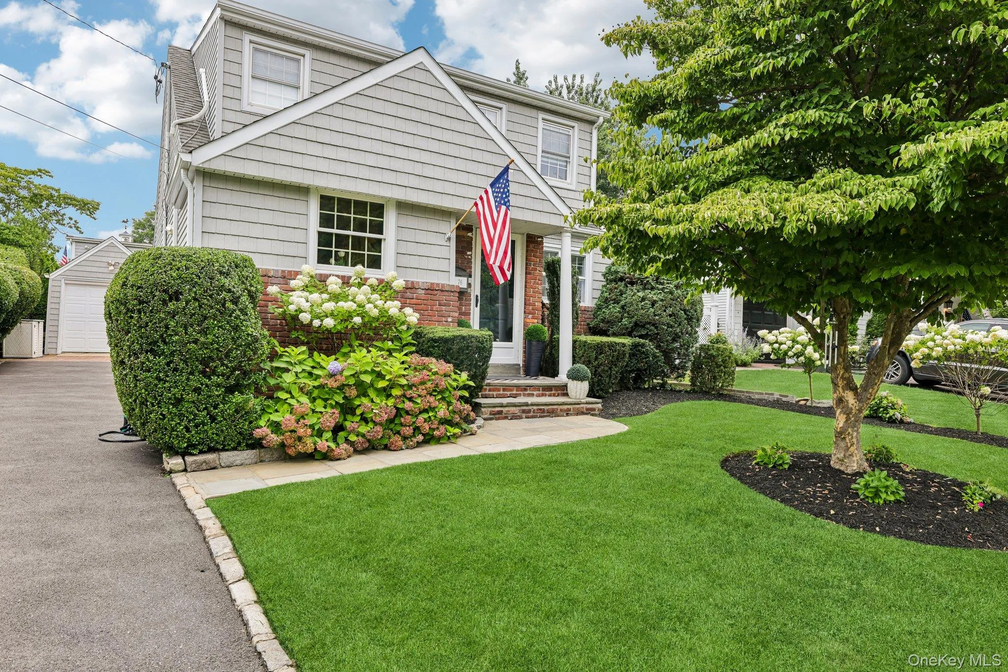 76 Highfield Avenue, North Hempstead, NY, 4 Bedrooms Bedrooms, 6 Rooms Rooms,2 BathroomsBathrooms,Residential,For Rent,Highfield,0,1036655 76 Highfield Avenue, North Hempstead, NY, 4 Bedrooms Bedrooms, 6 Rooms Rooms,2 BathroomsBathrooms,Residential,For Rent,Highfield,0,1036655