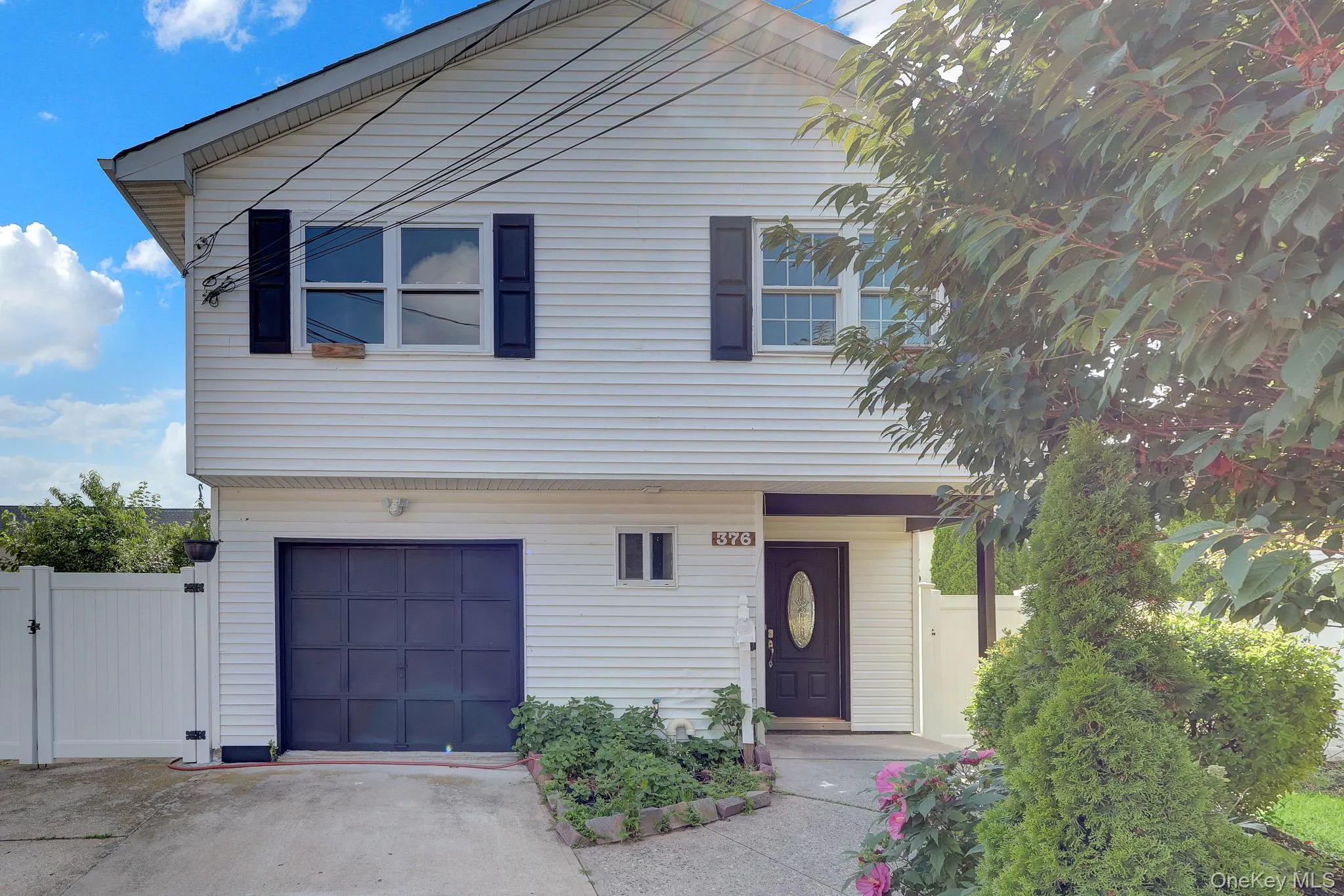 376 Ferraris, Babylon, NY, 6 Bedrooms Bedrooms, 13 Rooms Rooms,3 BathroomsBathrooms,Residential,For Rent,Ferraris,0,1036658 376 Ferraris, Babylon, NY, 6 Bedrooms Bedrooms, 13 Rooms Rooms,3 BathroomsBathrooms,Residential,For Rent,Ferraris,0,1036658