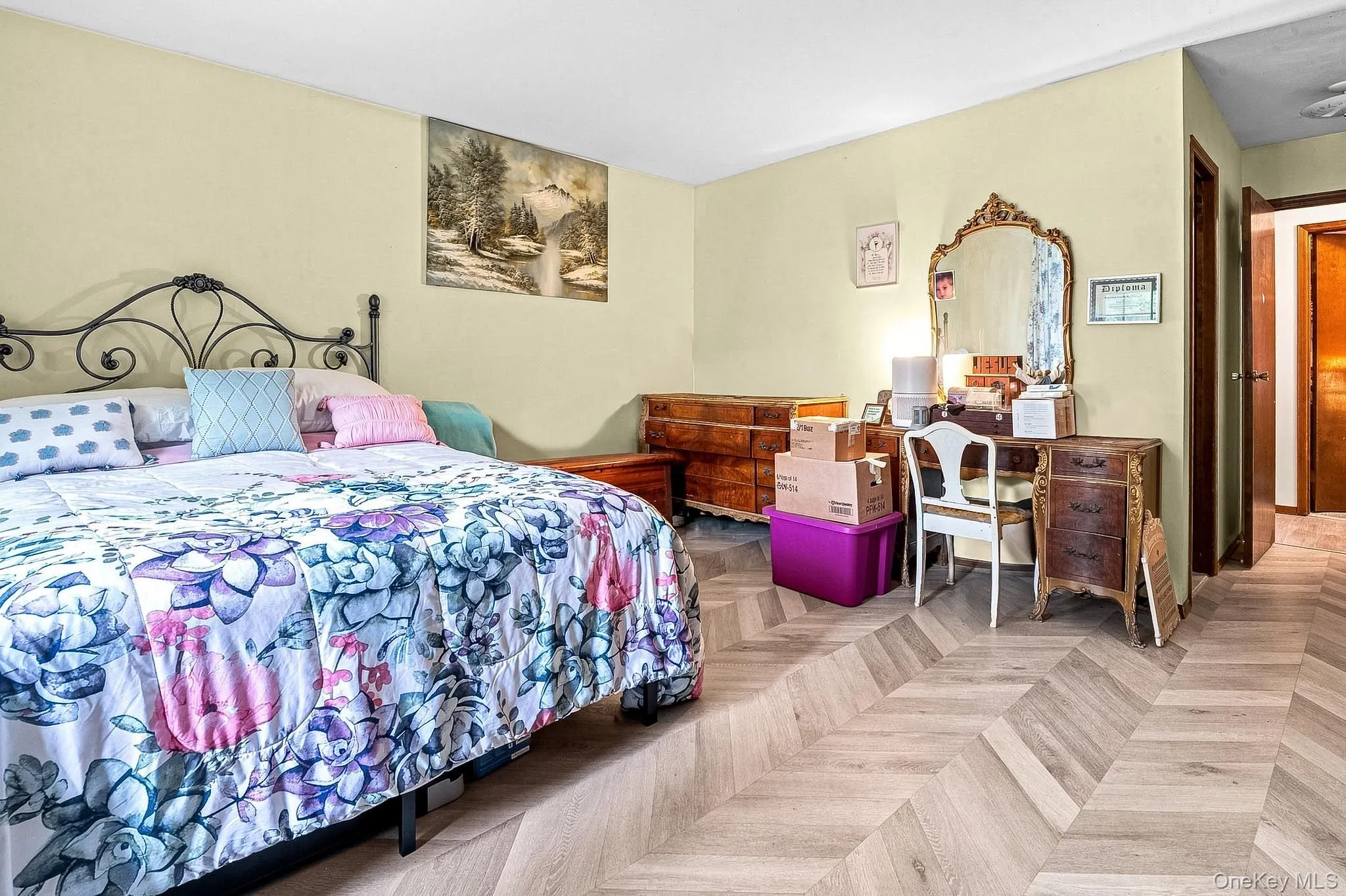 40 Glenridge Avenue, Brookhaven, NY, 3 Bedrooms Bedrooms, 7 Rooms Rooms,2 BathroomsBathrooms,Residential,For Rent,Glenridge,0,1036659 40 Glenridge Avenue, Brookhaven, NY, 3 Bedrooms Bedrooms, 7 Rooms Rooms,2 BathroomsBathrooms,Residential,For Rent,Glenridge,0,1036659