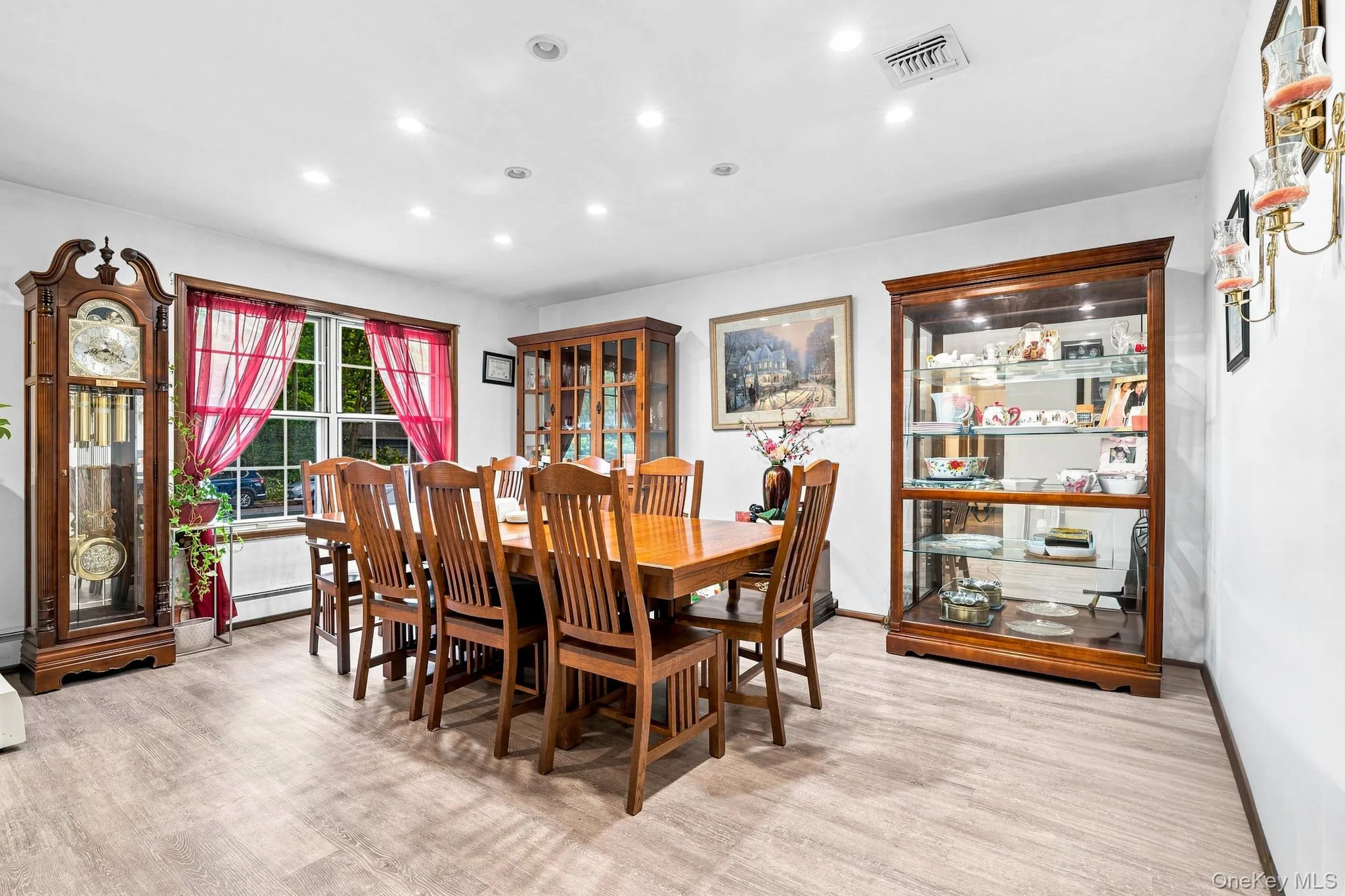 40 Glenridge Avenue, Brookhaven, NY, 3 Bedrooms Bedrooms, 7 Rooms Rooms,2 BathroomsBathrooms,Residential,For Rent,Glenridge,0,1036659 40 Glenridge Avenue, Brookhaven, NY, 3 Bedrooms Bedrooms, 7 Rooms Rooms,2 BathroomsBathrooms,Residential,For Rent,Glenridge,0,1036659