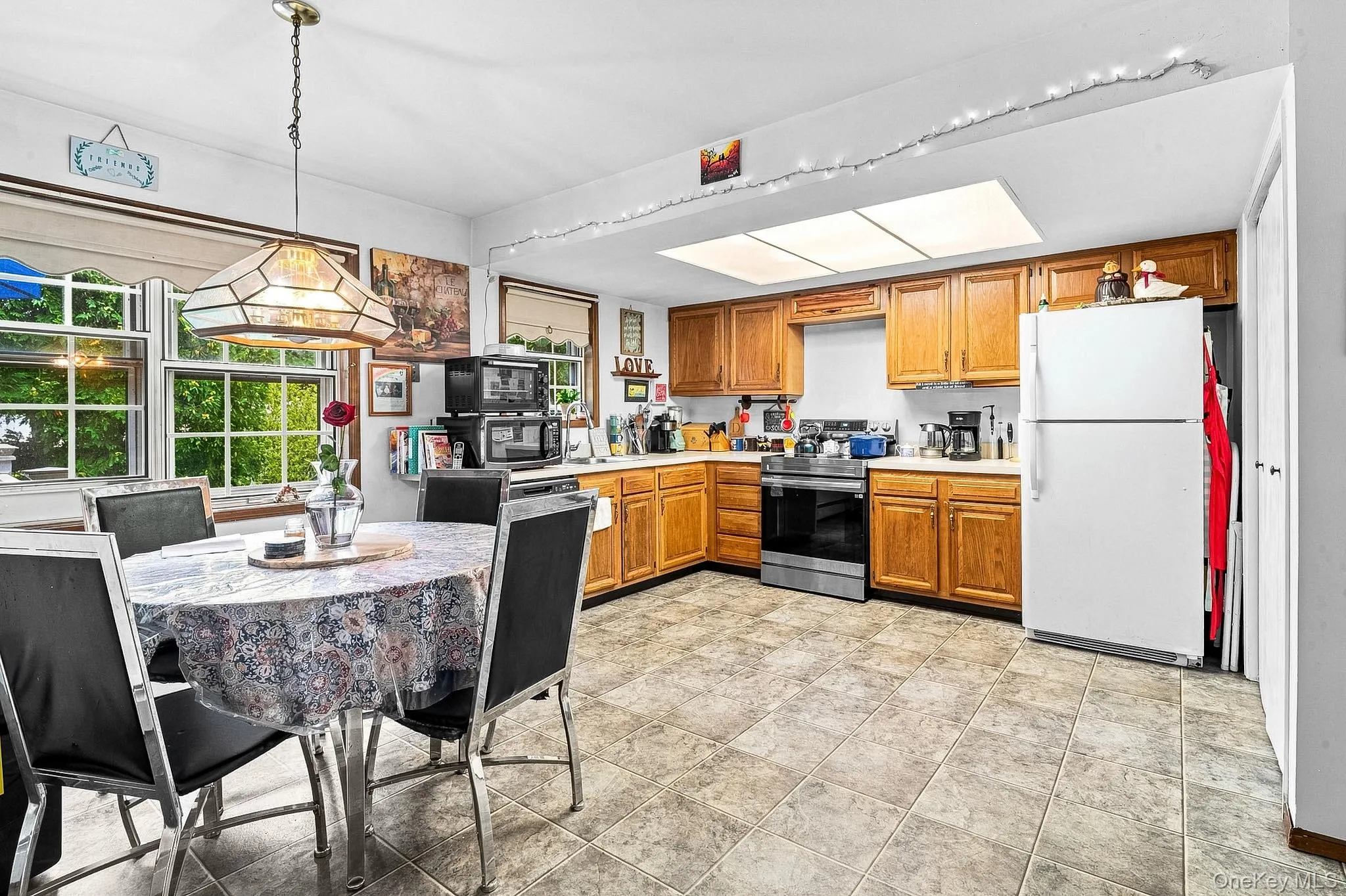 40 Glenridge Avenue, Brookhaven, NY, 3 Bedrooms Bedrooms, 7 Rooms Rooms,2 BathroomsBathrooms,Residential,For Rent,Glenridge,0,1036659 40 Glenridge Avenue, Brookhaven, NY, 3 Bedrooms Bedrooms, 7 Rooms Rooms,2 BathroomsBathrooms,Residential,For Rent,Glenridge,0,1036659