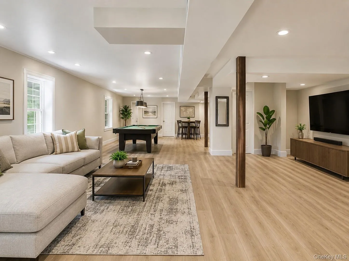 Virtually staged / Full unfinished walkout basement Virtually staged / Full unfinished walkout basement