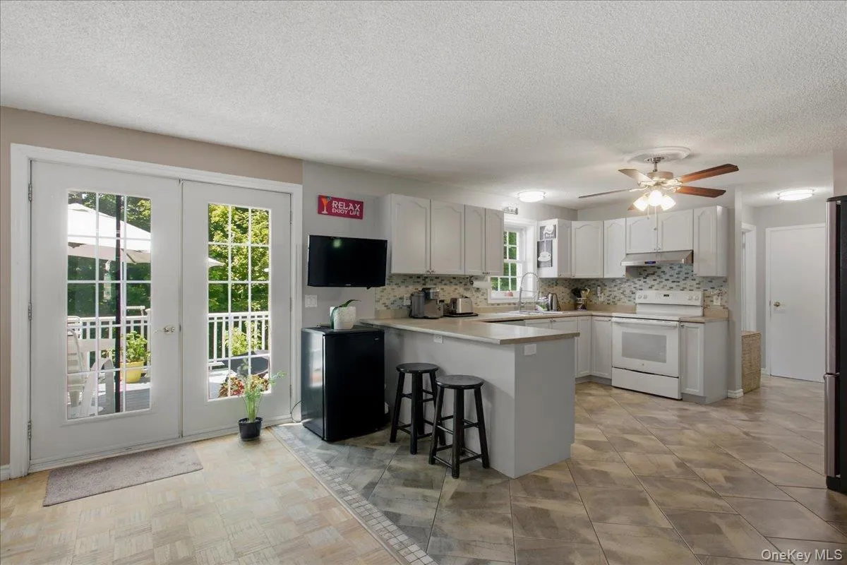 36 Hillside Avenue, Dover, NY, 3 Bedrooms Bedrooms, 8 Rooms Rooms,2 BathroomsBathrooms,Residential,For Rent,Hillside,0,1036661 36 Hillside Avenue, Dover, NY, 3 Bedrooms Bedrooms, 8 Rooms Rooms,2 BathroomsBathrooms,Residential,For Rent,Hillside,0,1036661