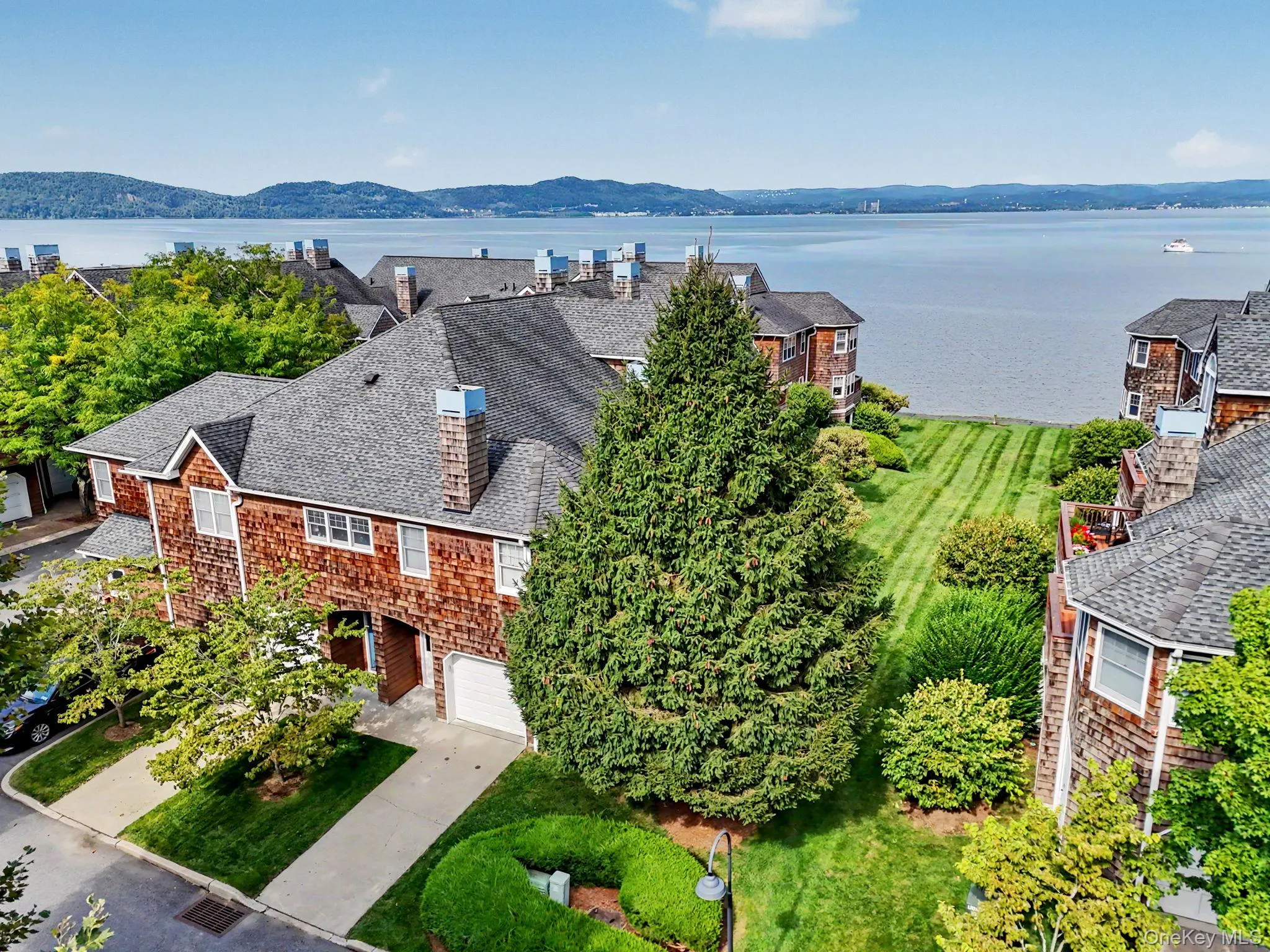 601 Half Moon Bay Drive, Cortlandt, NY, 1 Bedroom Bedrooms, 4 Rooms Rooms,1 BathroomBathrooms,Residential,For Rent,Half Moon Bay,0,1036662 601 Half Moon Bay Drive, Cortlandt, NY, 1 Bedroom Bedrooms, 4 Rooms Rooms,1 BathroomBathrooms,Residential,For Rent,Half Moon Bay,0,1036662