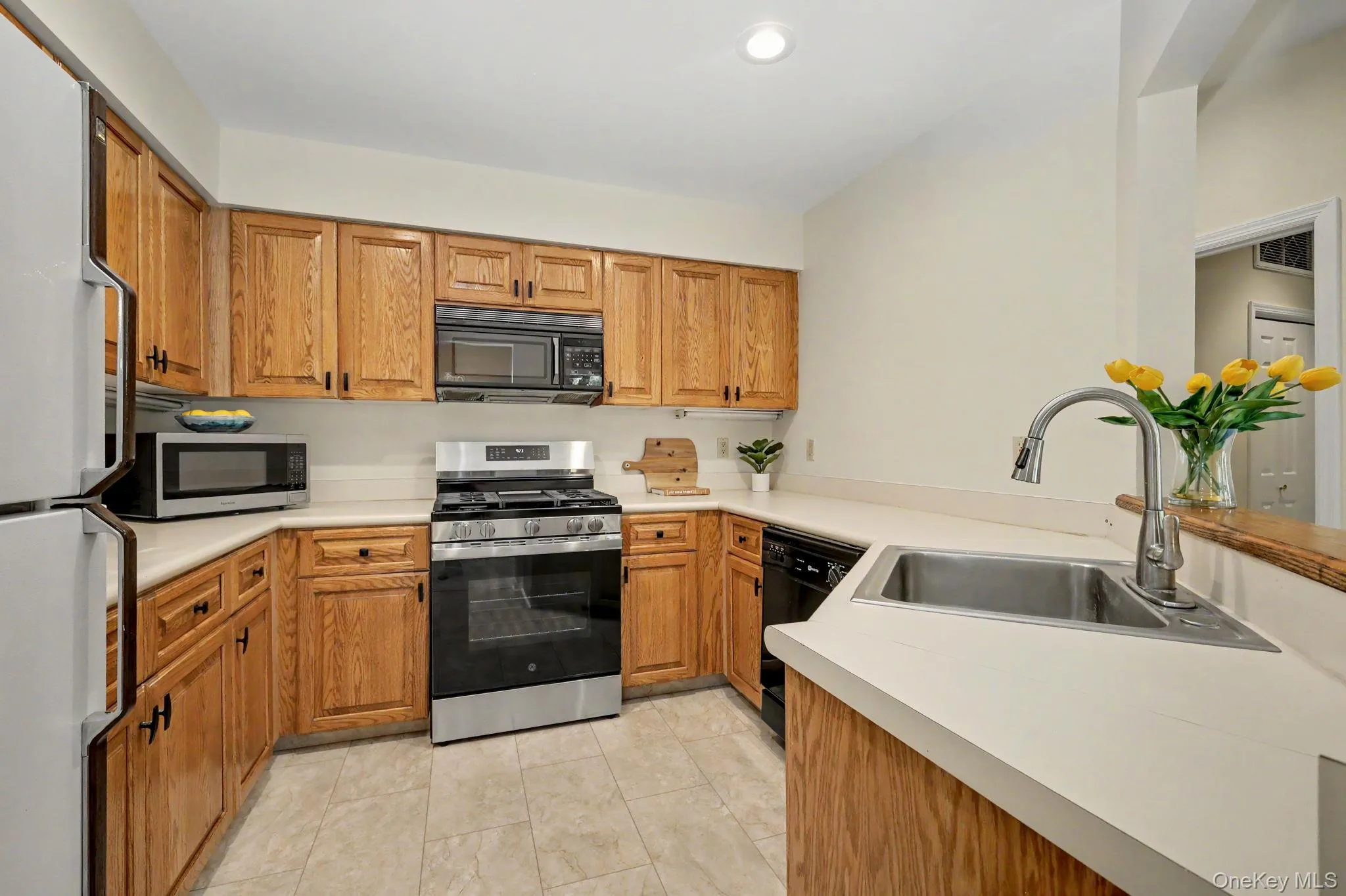 601 Half Moon Bay Drive, Cortlandt, NY, 1 Bedroom Bedrooms, 4 Rooms Rooms,1 BathroomBathrooms,Residential,For Rent,Half Moon Bay,0,1036662 601 Half Moon Bay Drive, Cortlandt, NY, 1 Bedroom Bedrooms, 4 Rooms Rooms,1 BathroomBathrooms,Residential,For Rent,Half Moon Bay,0,1036662