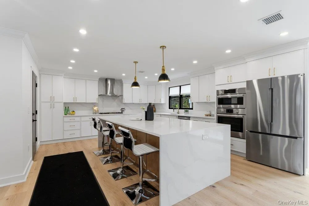 8 Allison Drive, Oyster Bay, NY, 5 Bedrooms Bedrooms, 9 Rooms Rooms,5 BathroomsBathrooms,Residential,For Rent,Allison,0,1036664 8 Allison Drive, Oyster Bay, NY, 5 Bedrooms Bedrooms, 9 Rooms Rooms,5 BathroomsBathrooms,Residential,For Rent,Allison,0,1036664
