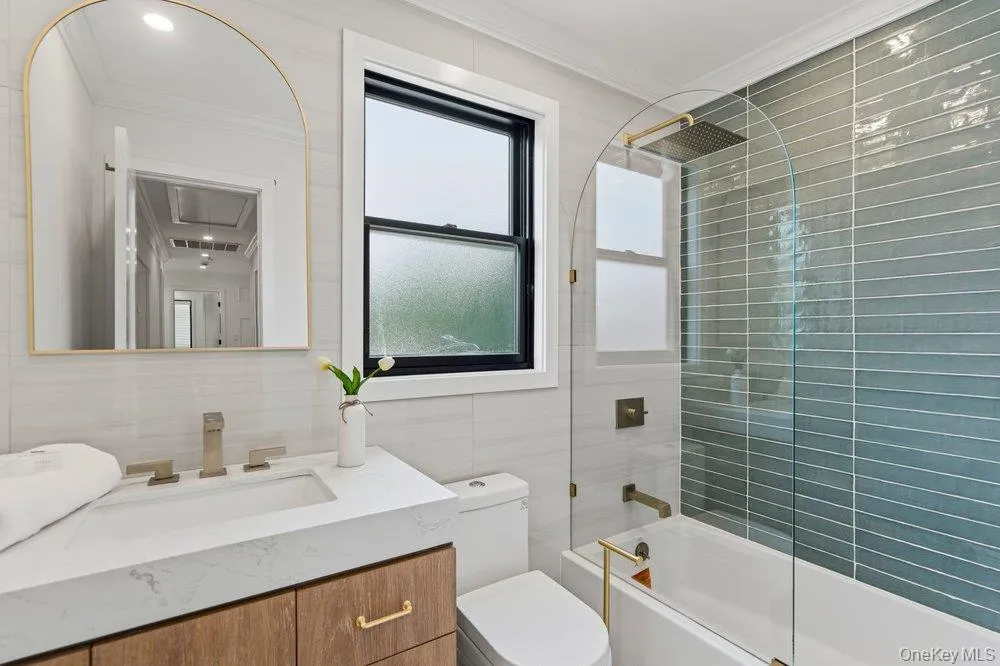 8 Allison Drive, Oyster Bay, NY, 5 Bedrooms Bedrooms, 9 Rooms Rooms,5 BathroomsBathrooms,Residential,For Rent,Allison,0,1036664 8 Allison Drive, Oyster Bay, NY, 5 Bedrooms Bedrooms, 9 Rooms Rooms,5 BathroomsBathrooms,Residential,For Rent,Allison,0,1036664