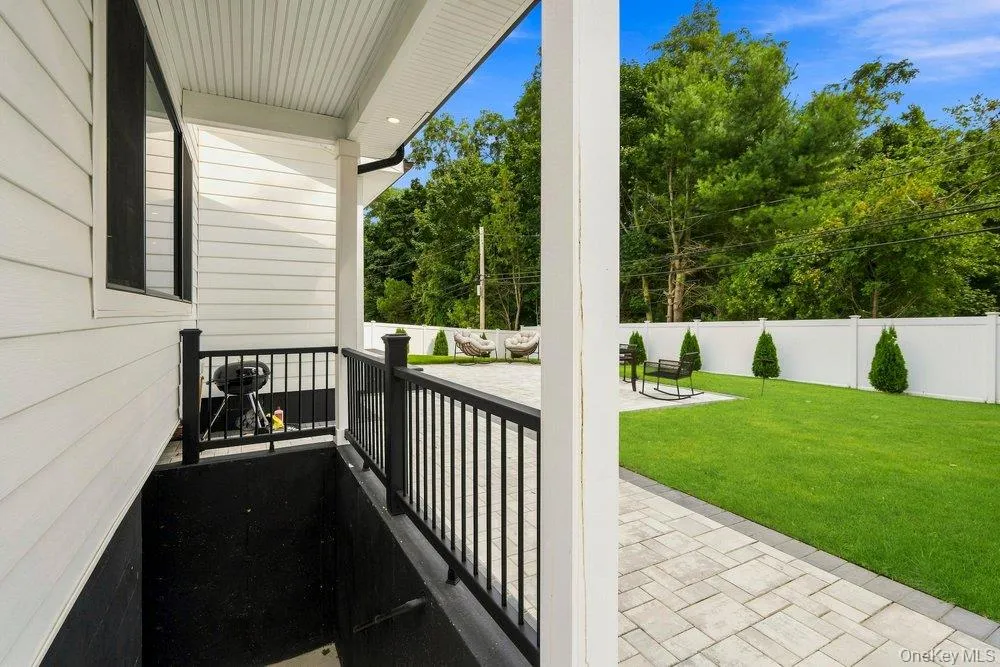 8 Allison Drive, Oyster Bay, NY, 5 Bedrooms Bedrooms, 9 Rooms Rooms,5 BathroomsBathrooms,Residential,For Rent,Allison,0,1036664 8 Allison Drive, Oyster Bay, NY, 5 Bedrooms Bedrooms, 9 Rooms Rooms,5 BathroomsBathrooms,Residential,For Rent,Allison,0,1036664