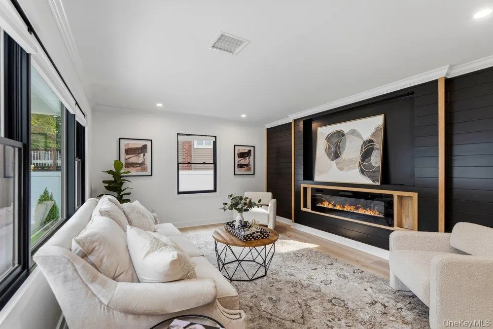 8 Allison Drive, Oyster Bay, NY, 5 Bedrooms Bedrooms, 9 Rooms Rooms,5 BathroomsBathrooms,Residential,For Rent,Allison,0,1036664 8 Allison Drive, Oyster Bay, NY, 5 Bedrooms Bedrooms, 9 Rooms Rooms,5 BathroomsBathrooms,Residential,For Rent,Allison,0,1036664