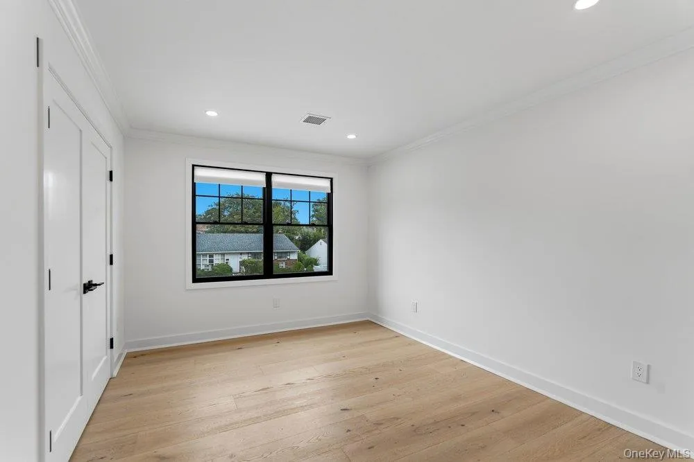 8 Allison Drive, Oyster Bay, NY, 5 Bedrooms Bedrooms, 9 Rooms Rooms,5 BathroomsBathrooms,Residential,For Rent,Allison,0,1036664 8 Allison Drive, Oyster Bay, NY, 5 Bedrooms Bedrooms, 9 Rooms Rooms,5 BathroomsBathrooms,Residential,For Rent,Allison,0,1036664