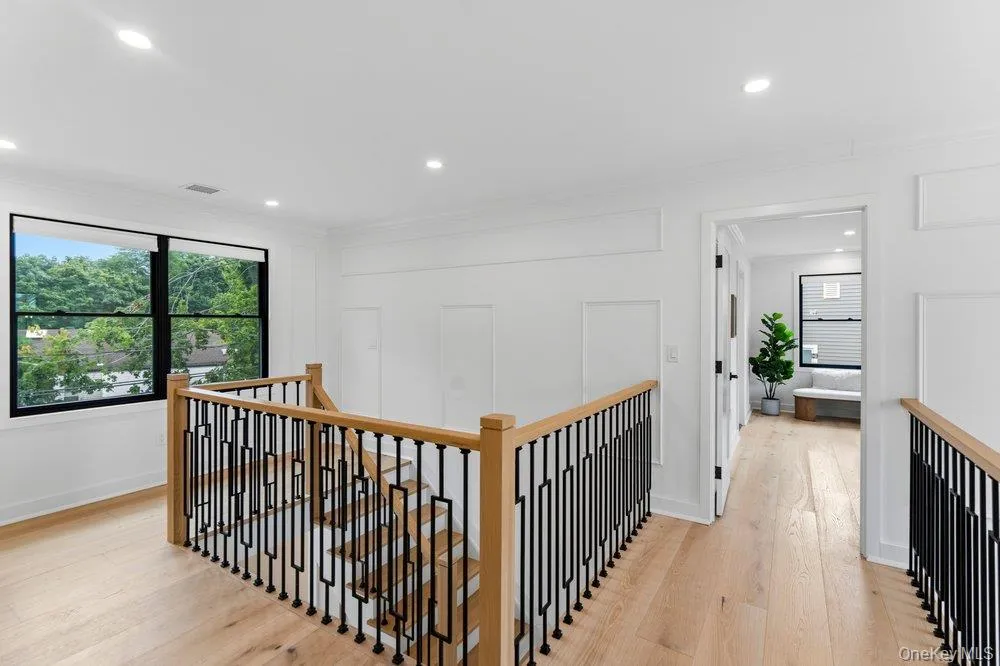 8 Allison Drive, Oyster Bay, NY, 5 Bedrooms Bedrooms, 9 Rooms Rooms,5 BathroomsBathrooms,Residential,For Rent,Allison,0,1036664 8 Allison Drive, Oyster Bay, NY, 5 Bedrooms Bedrooms, 9 Rooms Rooms,5 BathroomsBathrooms,Residential,For Rent,Allison,0,1036664