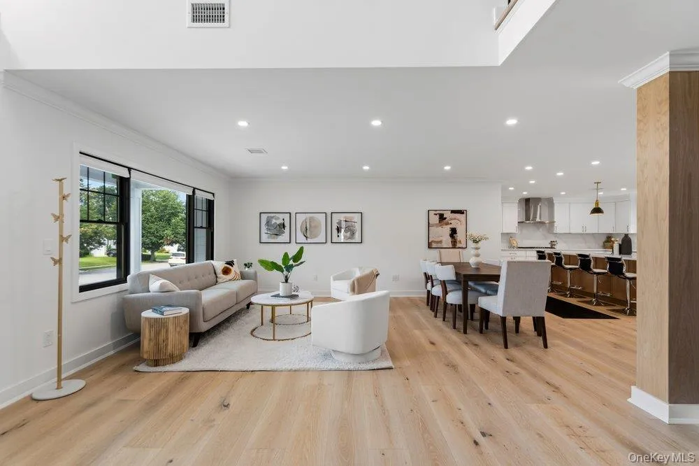 8 Allison Drive, Oyster Bay, NY, 5 Bedrooms Bedrooms, 9 Rooms Rooms,5 BathroomsBathrooms,Residential,For Rent,Allison,0,1036664 8 Allison Drive, Oyster Bay, NY, 5 Bedrooms Bedrooms, 9 Rooms Rooms,5 BathroomsBathrooms,Residential,For Rent,Allison,0,1036664