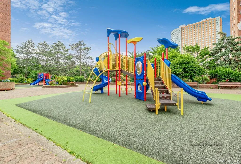 97-37 63rd Road, New York, NY, 1 Bedroom Bedrooms, 4 Rooms Rooms,1 BathroomBathrooms,Residential,For Rent,63rd,0,1036665 97-37 63rd Road, New York, NY, 1 Bedroom Bedrooms, 4 Rooms Rooms,1 BathroomBathrooms,Residential,For Rent,63rd,0,1036665