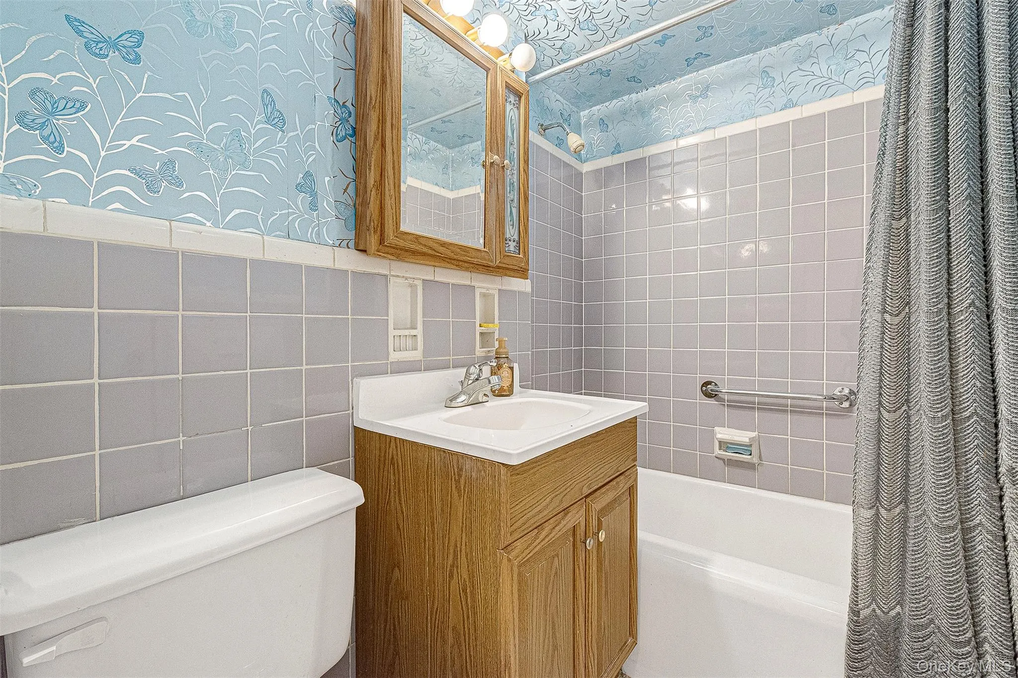 97-37 63rd Road, New York, NY, 1 Bedroom Bedrooms, 4 Rooms Rooms,1 BathroomBathrooms,Residential,For Rent,63rd,0,1036665 97-37 63rd Road, New York, NY, 1 Bedroom Bedrooms, 4 Rooms Rooms,1 BathroomBathrooms,Residential,For Rent,63rd,0,1036665