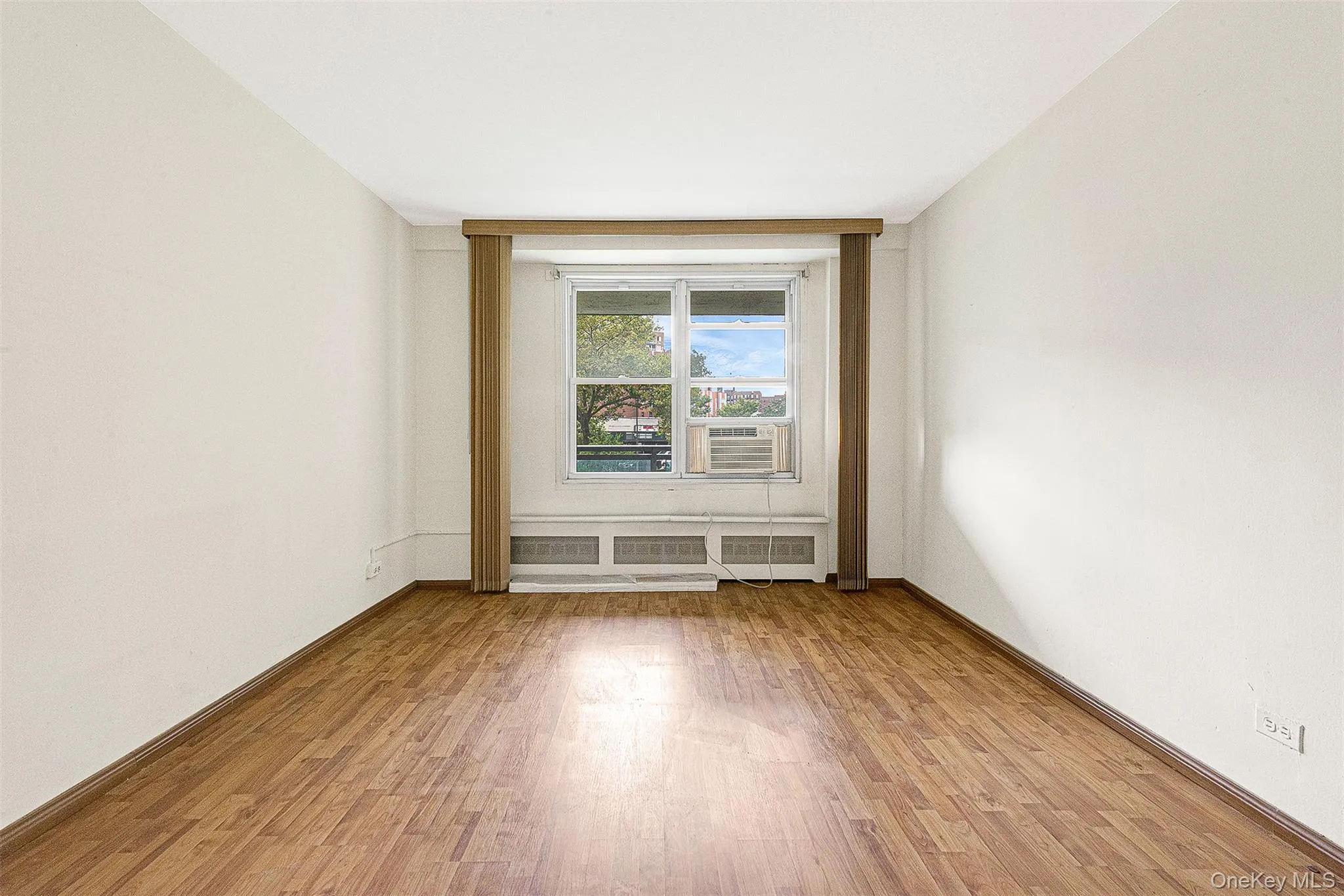 97-37 63rd Road, New York, NY, 1 Bedroom Bedrooms, 4 Rooms Rooms,1 BathroomBathrooms,Residential,For Rent,63rd,0,1036665 97-37 63rd Road, New York, NY, 1 Bedroom Bedrooms, 4 Rooms Rooms,1 BathroomBathrooms,Residential,For Rent,63rd,0,1036665