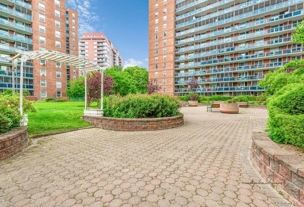 97-37 63rd Road, New York, NY, 1 Bedroom Bedrooms, 4 Rooms Rooms,1 BathroomBathrooms,Residential,For Rent,63rd,0,1036665 97-37 63rd Road, New York, NY, 1 Bedroom Bedrooms, 4 Rooms Rooms,1 BathroomBathrooms,Residential,For Rent,63rd,0,1036665