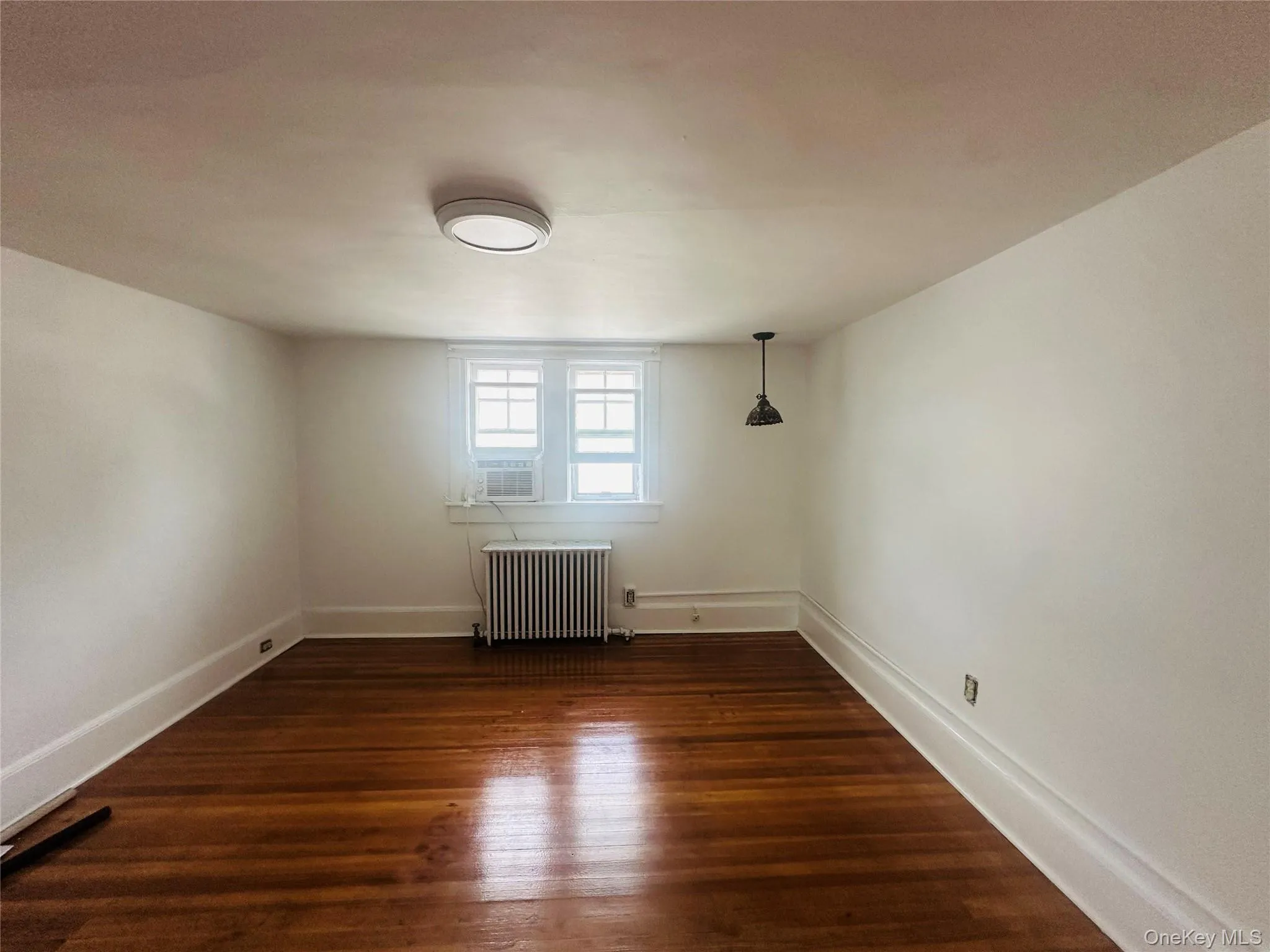 12 Cliff Street, Beacon, NY, 1 Bedroom Bedrooms, 4 Rooms Rooms,1 BathroomBathrooms,Residential Lease,For Rent,Cliff,0,1036667 12 Cliff Street, Beacon, NY, 1 Bedroom Bedrooms, 4 Rooms Rooms,1 BathroomBathrooms,Residential Lease,For Rent,Cliff,0,1036667
