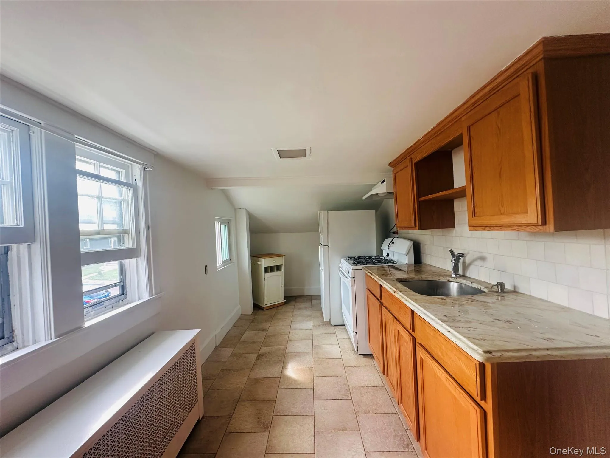 12 Cliff Street, Beacon, NY, 1 Bedroom Bedrooms, 4 Rooms Rooms,1 BathroomBathrooms,Residential Lease,For Rent,Cliff,0,1036667 12 Cliff Street, Beacon, NY, 1 Bedroom Bedrooms, 4 Rooms Rooms,1 BathroomBathrooms,Residential Lease,For Rent,Cliff,0,1036667