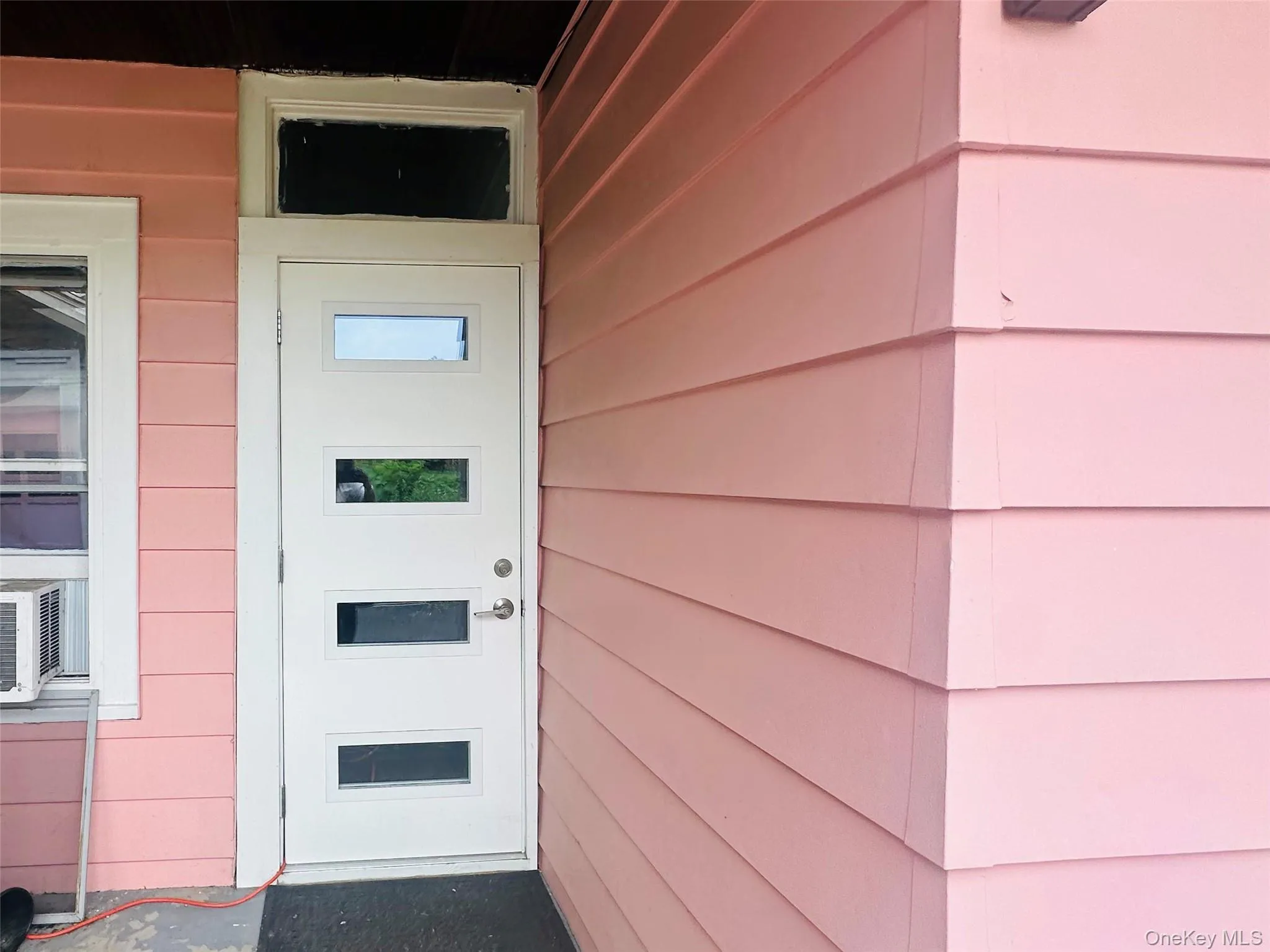 12 Cliff Street, Beacon, NY, 1 Bedroom Bedrooms, 4 Rooms Rooms,1 BathroomBathrooms,Residential Lease,For Rent,Cliff,0,1036667 12 Cliff Street, Beacon, NY, 1 Bedroom Bedrooms, 4 Rooms Rooms,1 BathroomBathrooms,Residential Lease,For Rent,Cliff,0,1036667