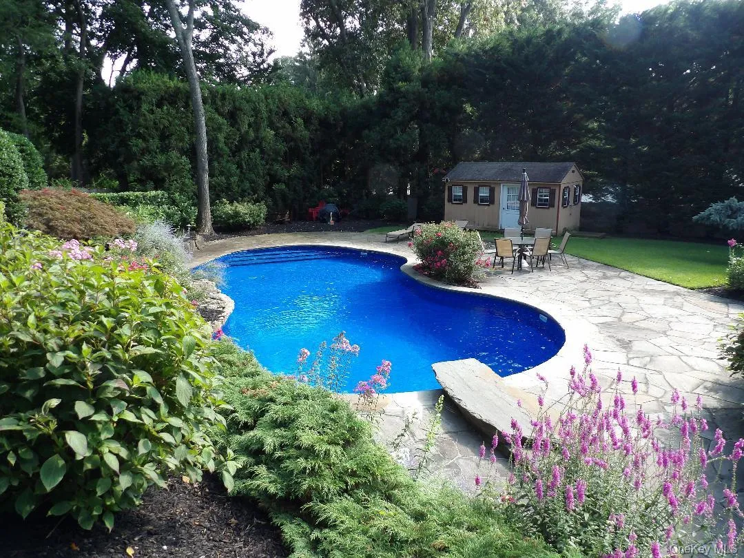 10 George Hill Road, Brookhaven, NY, 4 Bedrooms Bedrooms, 8 Rooms Rooms,2 BathroomsBathrooms,Residential,For Rent,George Hill,0,1036668 10 George Hill Road, Brookhaven, NY, 4 Bedrooms Bedrooms, 8 Rooms Rooms,2 BathroomsBathrooms,Residential,For Rent,George Hill,0,1036668