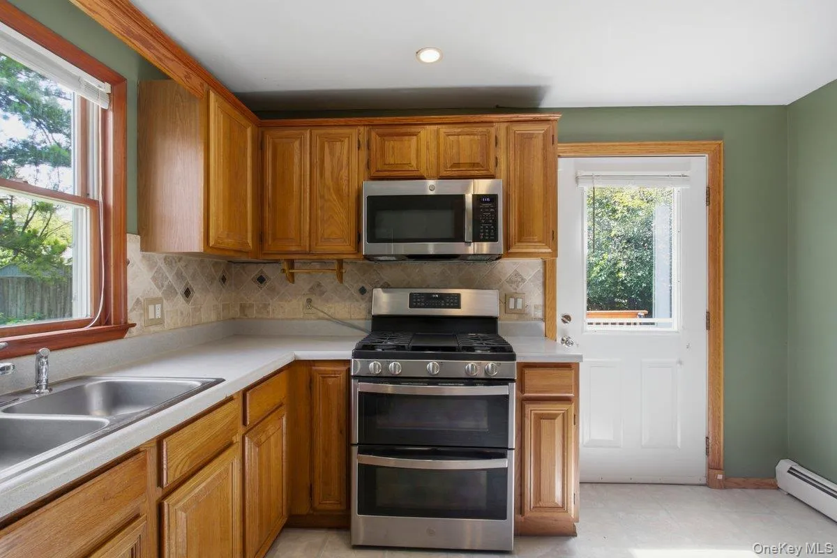 7 Dolfinger Lane, Fishkill, NY, 3 Bedrooms Bedrooms, 8 Rooms Rooms,2 BathroomsBathrooms,Residential,For Rent,Dolfinger,0,1036669 7 Dolfinger Lane, Fishkill, NY, 3 Bedrooms Bedrooms, 8 Rooms Rooms,2 BathroomsBathrooms,Residential,For Rent,Dolfinger,0,1036669
