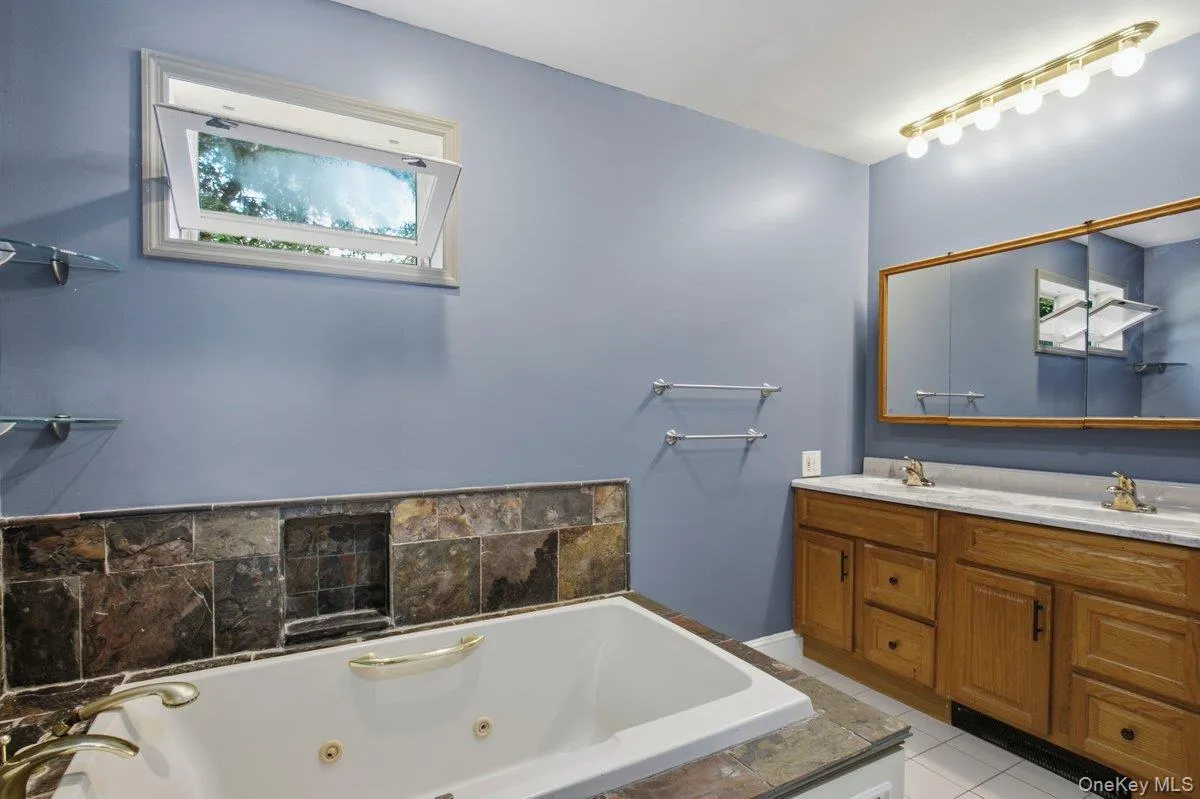 7 Dolfinger Lane, Fishkill, NY, 3 Bedrooms Bedrooms, 8 Rooms Rooms,2 BathroomsBathrooms,Residential,For Rent,Dolfinger,0,1036669 7 Dolfinger Lane, Fishkill, NY, 3 Bedrooms Bedrooms, 8 Rooms Rooms,2 BathroomsBathrooms,Residential,For Rent,Dolfinger,0,1036669