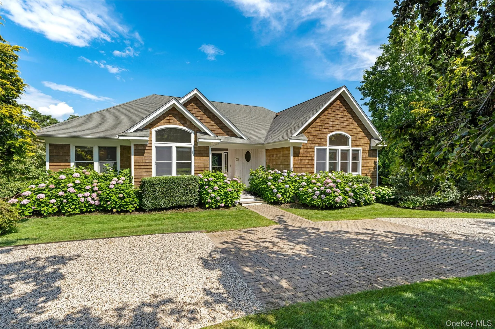 10 Peconic View Court, Southampton, NY, 4 Bedrooms Bedrooms, 8 Rooms Rooms,4 BathroomsBathrooms,Residential,For Rent,Peconic View,0,1036671 10 Peconic View Court, Southampton, NY, 4 Bedrooms Bedrooms, 8 Rooms Rooms,4 BathroomsBathrooms,Residential,For Rent,Peconic View,0,1036671