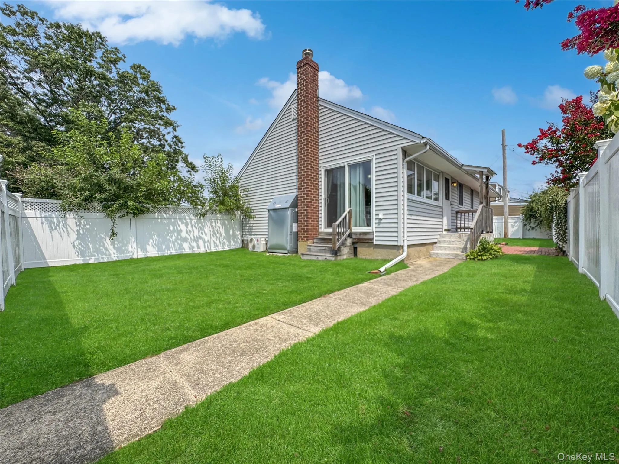 2810 Charles Road, Hempstead, NY, 3 Bedrooms Bedrooms, 6 Rooms Rooms,2 BathroomsBathrooms,Residential,For Rent,Charles,0,1036672 2810 Charles Road, Hempstead, NY, 3 Bedrooms Bedrooms, 6 Rooms Rooms,2 BathroomsBathrooms,Residential,For Rent,Charles,0,1036672