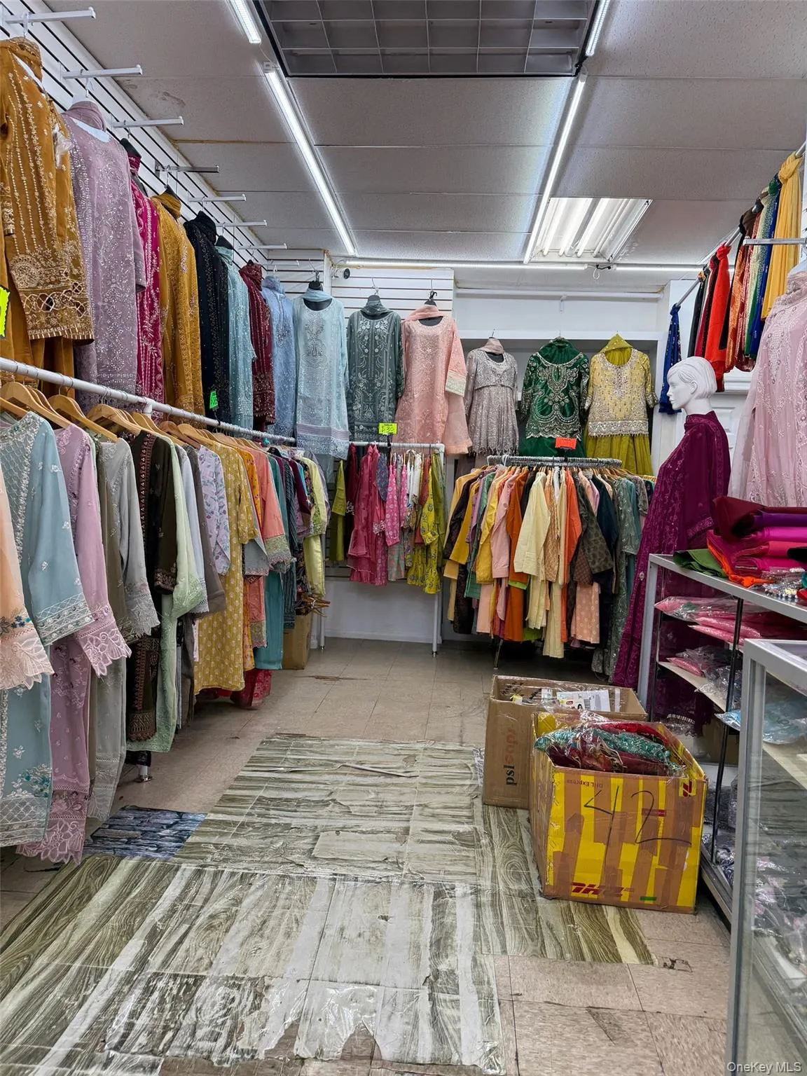 2145 Starling ave, New York, NY, ,Commercial Lease,For Rent,Starling ave,0,1036673 2145 Starling ave, New York, NY, ,Commercial Lease,For Rent,Starling ave,0,1036673