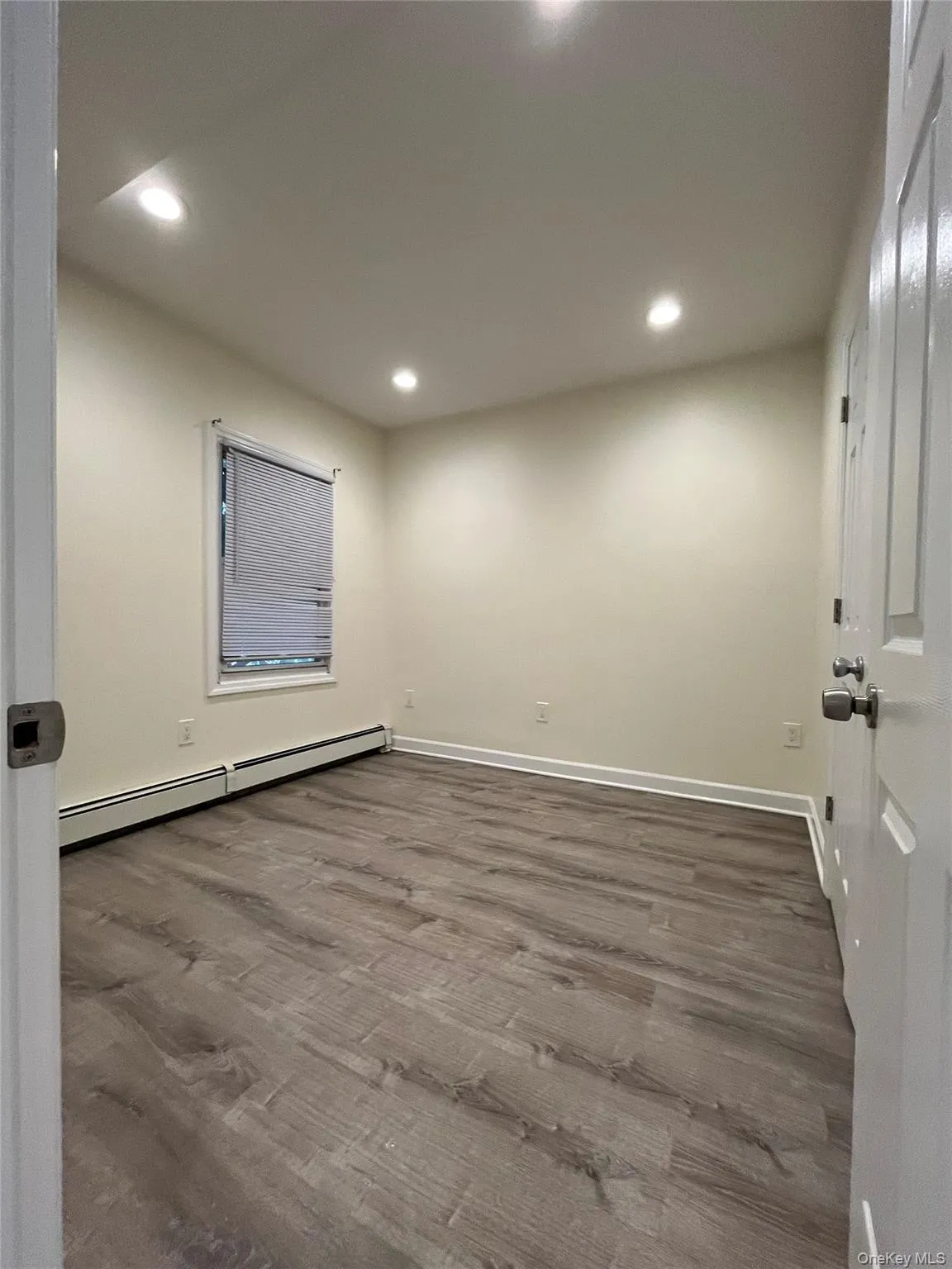 1 Dutch Street, Cortlandt, NY, 1 Bedroom Bedrooms, 3 Rooms Rooms,1 BathroomBathrooms,Residential Lease,For Rent,Dutch,0,1036676 1 Dutch Street, Cortlandt, NY, 1 Bedroom Bedrooms, 3 Rooms Rooms,1 BathroomBathrooms,Residential Lease,For Rent,Dutch,0,1036676