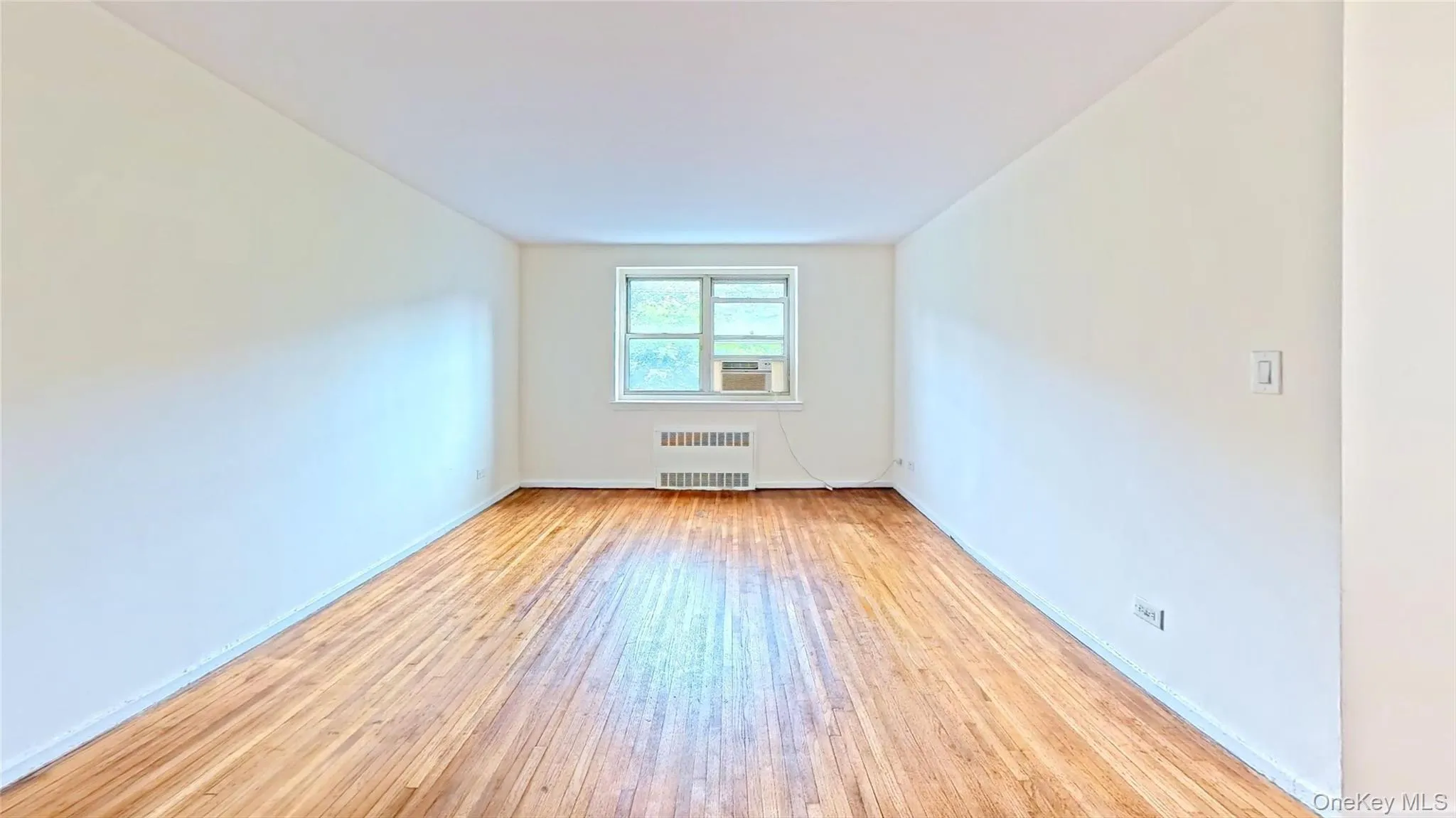 7502 Austin Street Austin Street, New York, NY, 1 Bedroom Bedrooms, 3 Rooms Rooms,1 BathroomBathrooms,Residential,For Rent,Austin,0,1036677 7502 Austin Street Austin Street, New York, NY, 1 Bedroom Bedrooms, 3 Rooms Rooms,1 BathroomBathrooms,Residential,For Rent,Austin,0,1036677