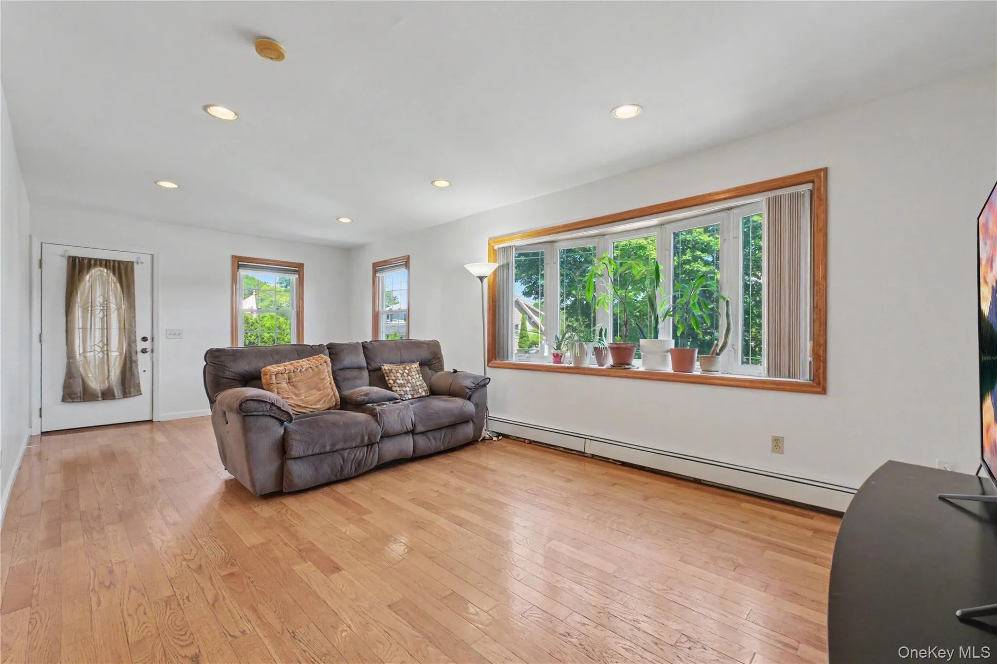 684 Marion Avenue, Peekskill, NY, 2 Bedrooms Bedrooms, 5 Rooms Rooms,1 BathroomBathrooms,Residential,For Rent,Marion,0,1036680 684 Marion Avenue, Peekskill, NY, 2 Bedrooms Bedrooms, 5 Rooms Rooms,1 BathroomBathrooms,Residential,For Rent,Marion,0,1036680