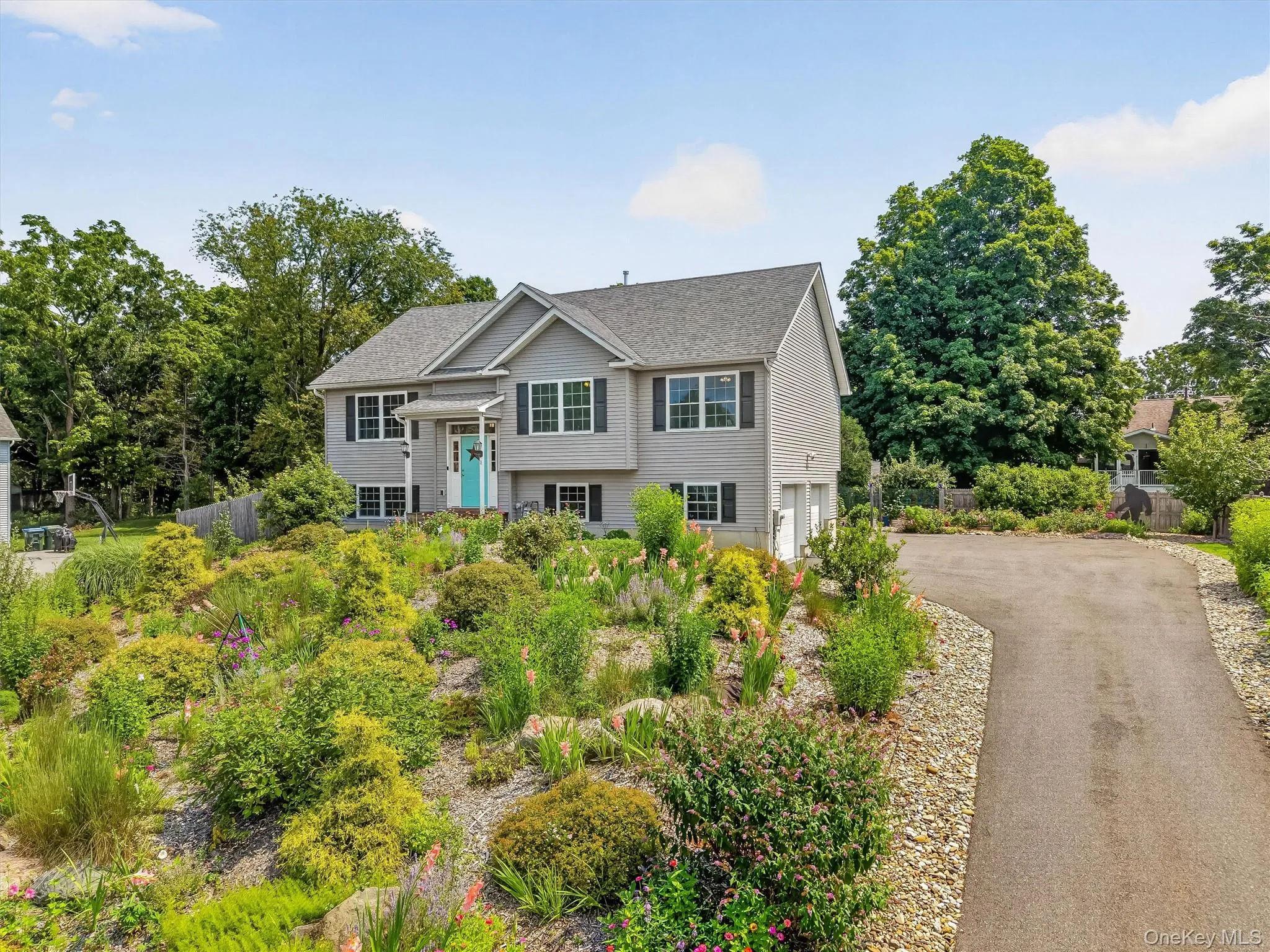 1 Bell Way, Chester Town, NY, 3 Bedrooms Bedrooms, 7 Rooms Rooms,2 BathroomsBathrooms,Residential,For Rent,Bell,0,1036681 1 Bell Way, Chester Town, NY, 3 Bedrooms Bedrooms, 7 Rooms Rooms,2 BathroomsBathrooms,Residential,For Rent,Bell,0,1036681