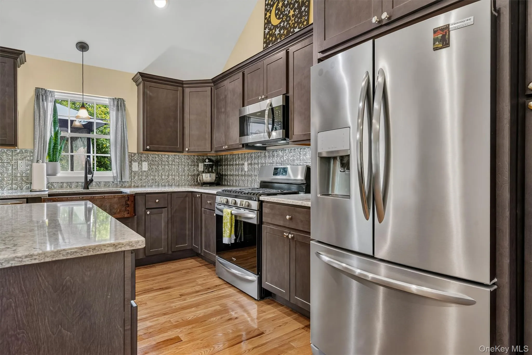 1 Bell Way, Chester Town, NY, 3 Bedrooms Bedrooms, 7 Rooms Rooms,2 BathroomsBathrooms,Residential,For Rent,Bell,0,1036681 1 Bell Way, Chester Town, NY, 3 Bedrooms Bedrooms, 7 Rooms Rooms,2 BathroomsBathrooms,Residential,For Rent,Bell,0,1036681