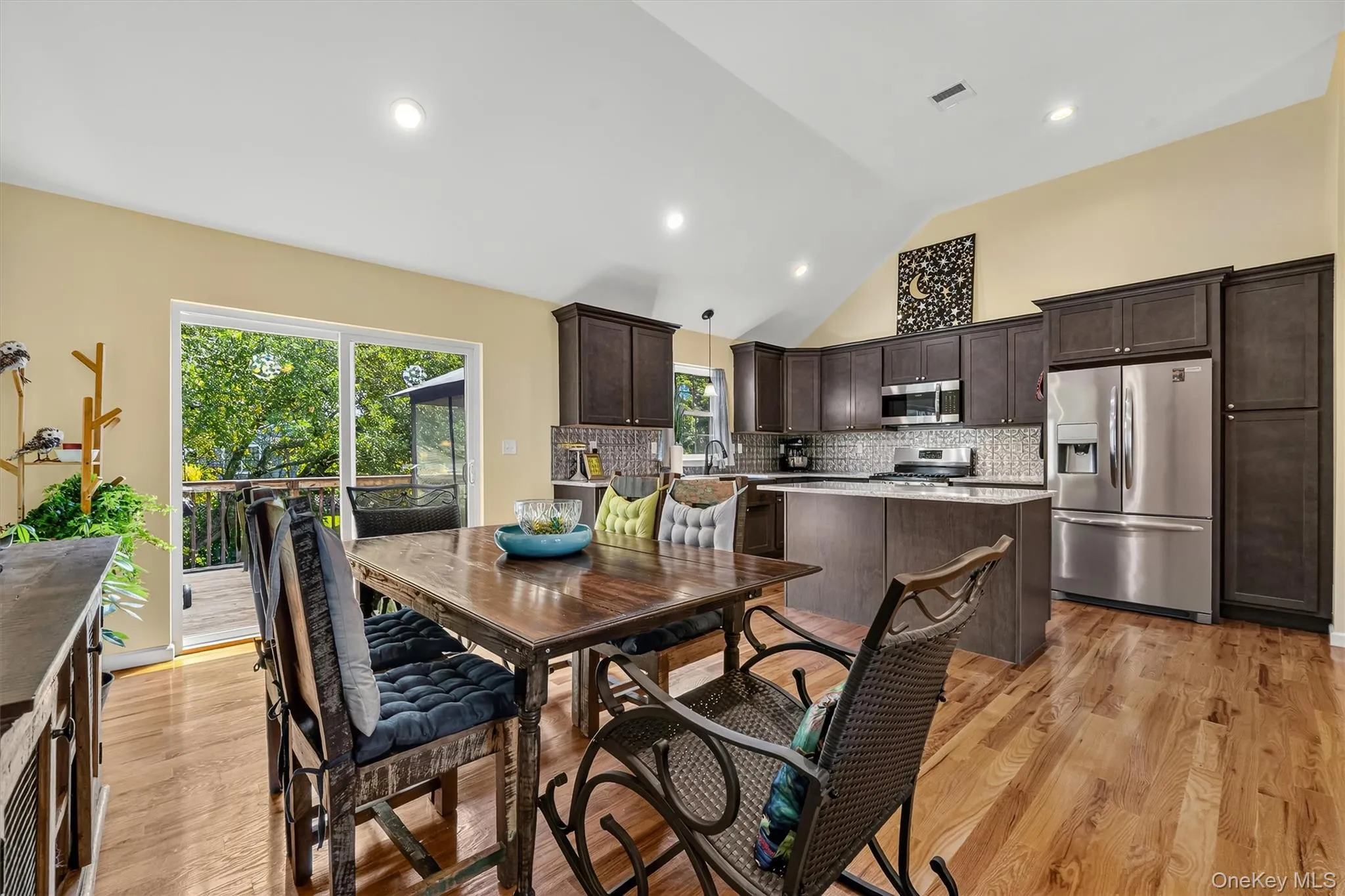 1 Bell Way, Chester Town, NY, 3 Bedrooms Bedrooms, 7 Rooms Rooms,2 BathroomsBathrooms,Residential,For Rent,Bell,0,1036681 1 Bell Way, Chester Town, NY, 3 Bedrooms Bedrooms, 7 Rooms Rooms,2 BathroomsBathrooms,Residential,For Rent,Bell,0,1036681