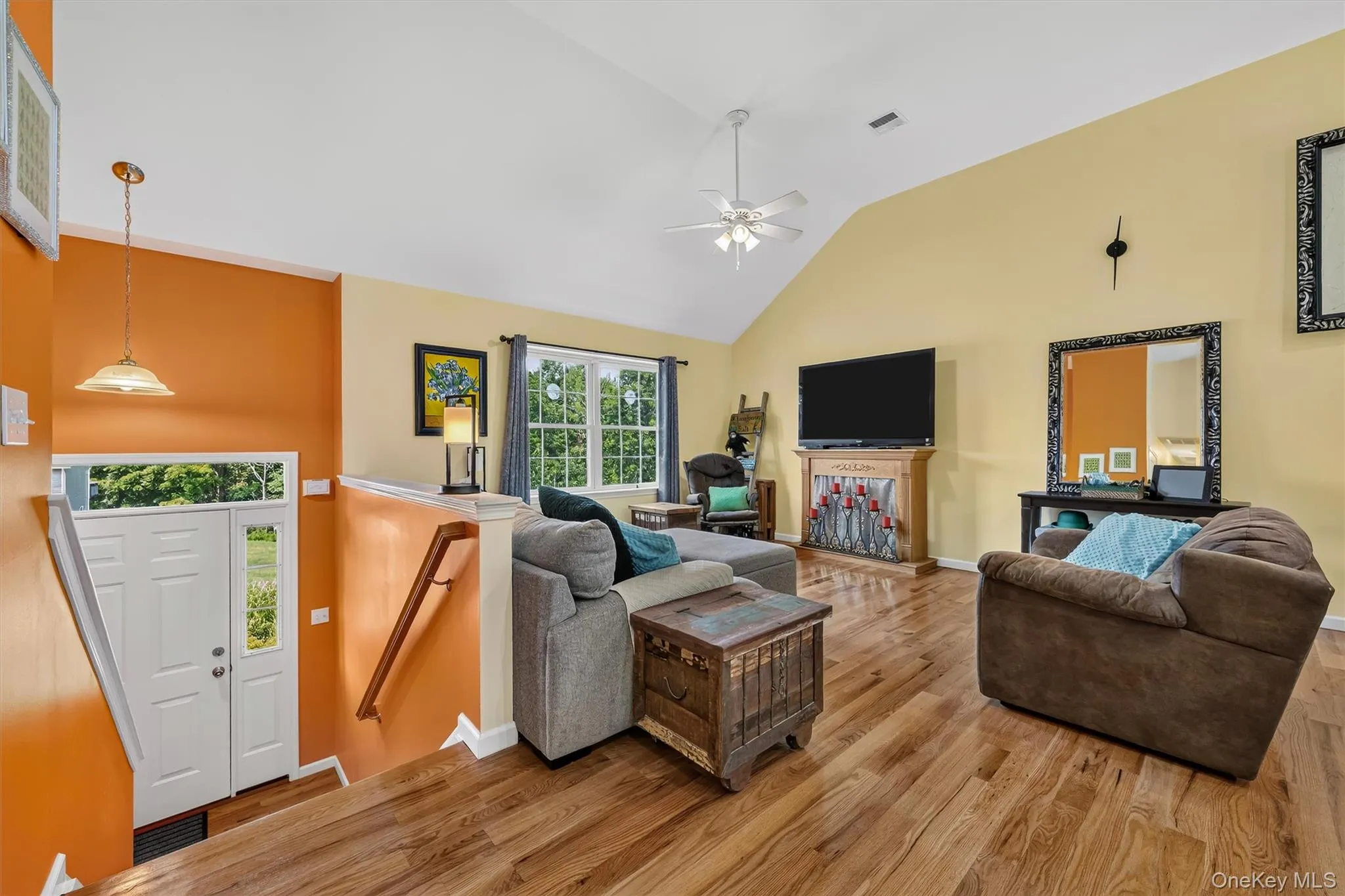 1 Bell Way, Chester Town, NY, 3 Bedrooms Bedrooms, 7 Rooms Rooms,2 BathroomsBathrooms,Residential,For Rent,Bell,0,1036681 1 Bell Way, Chester Town, NY, 3 Bedrooms Bedrooms, 7 Rooms Rooms,2 BathroomsBathrooms,Residential,For Rent,Bell,0,1036681