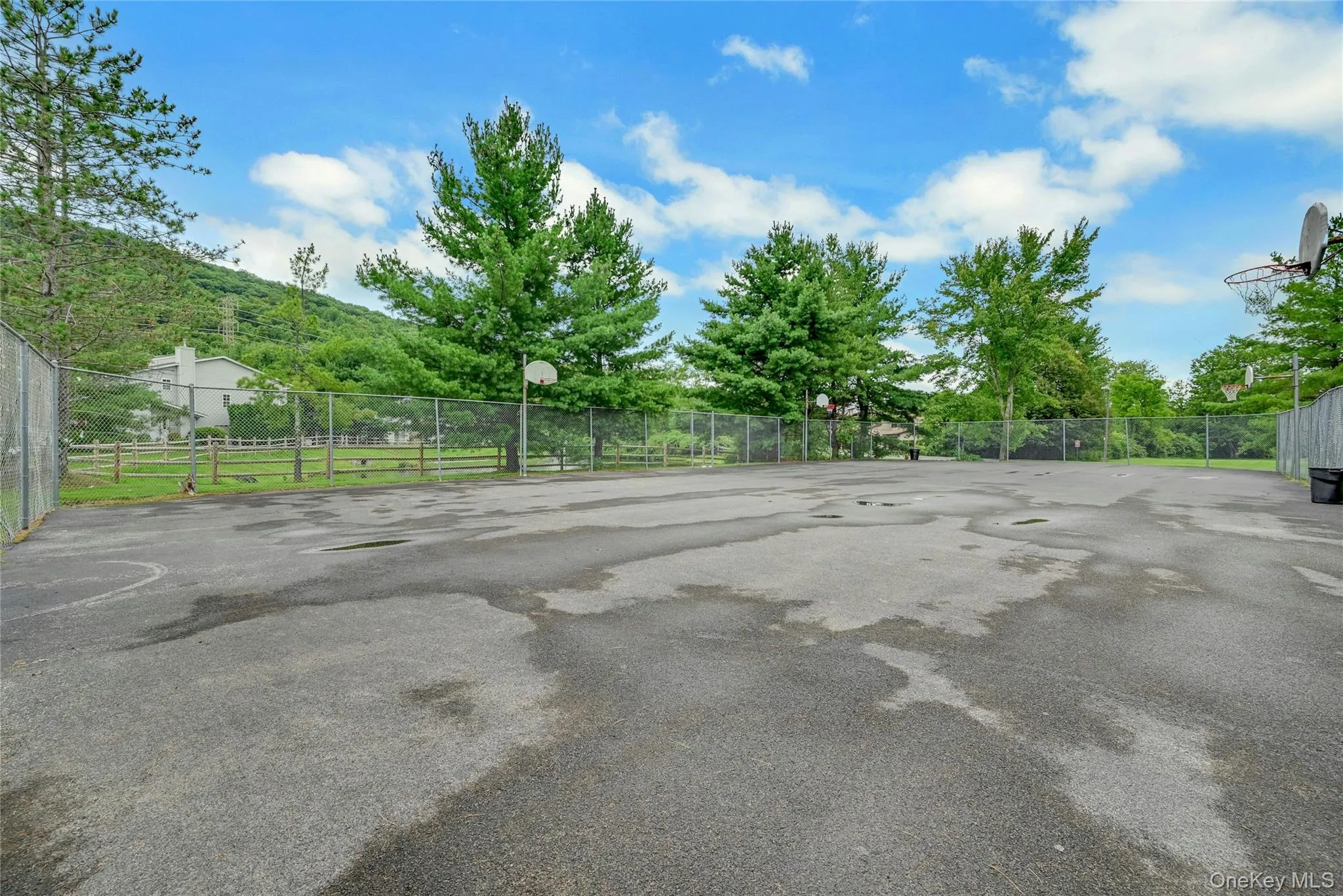 255 Heritage Lane, Chester Town, NY, 3 Bedrooms Bedrooms, 6 Rooms Rooms,2 BathroomsBathrooms,Residential,For Rent,Heritage,0,1036684 255 Heritage Lane, Chester Town, NY, 3 Bedrooms Bedrooms, 6 Rooms Rooms,2 BathroomsBathrooms,Residential,For Rent,Heritage,0,1036684