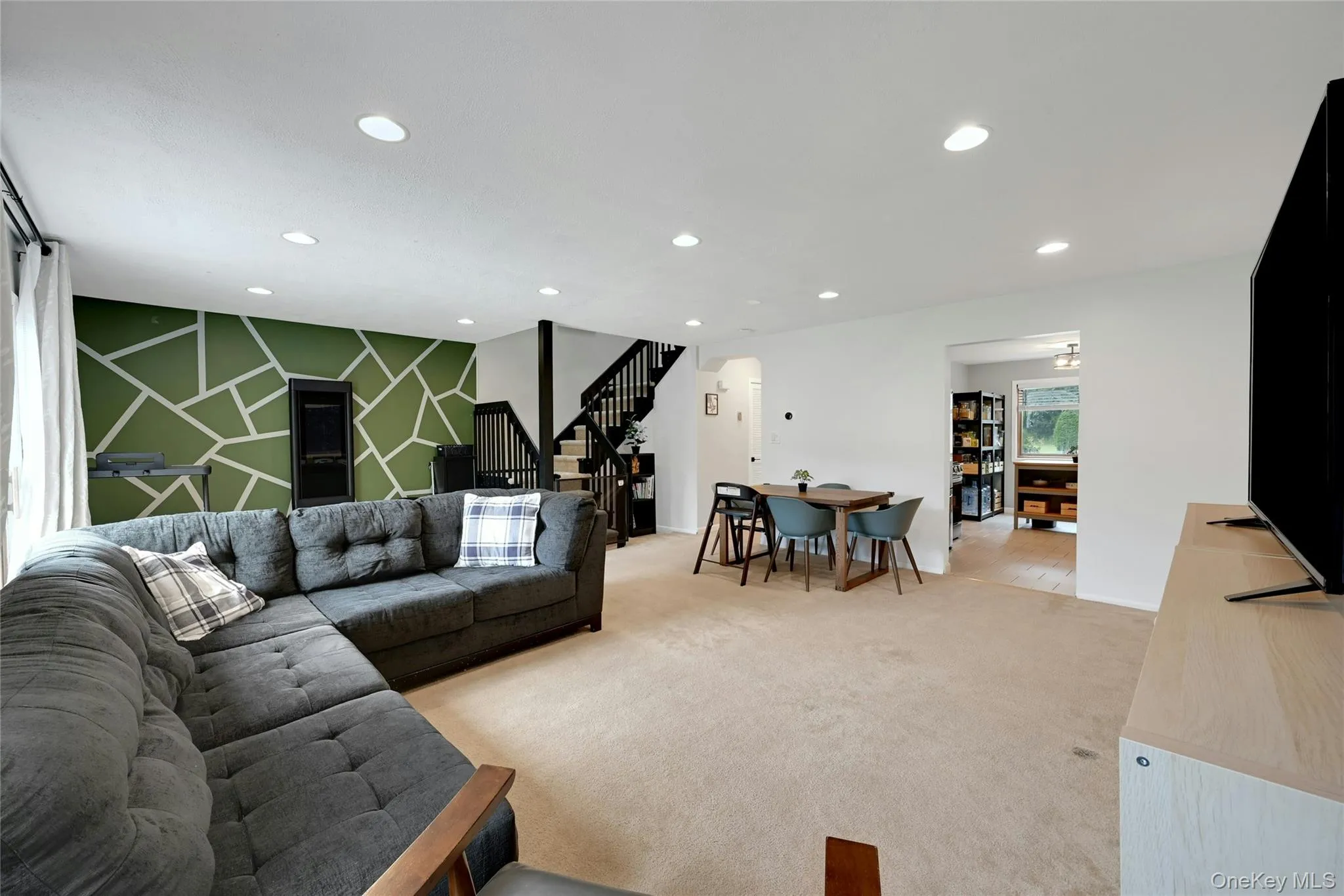 255 Heritage Lane, Chester Town, NY, 3 Bedrooms Bedrooms, 6 Rooms Rooms,2 BathroomsBathrooms,Residential,For Rent,Heritage,0,1036684 255 Heritage Lane, Chester Town, NY, 3 Bedrooms Bedrooms, 6 Rooms Rooms,2 BathroomsBathrooms,Residential,For Rent,Heritage,0,1036684