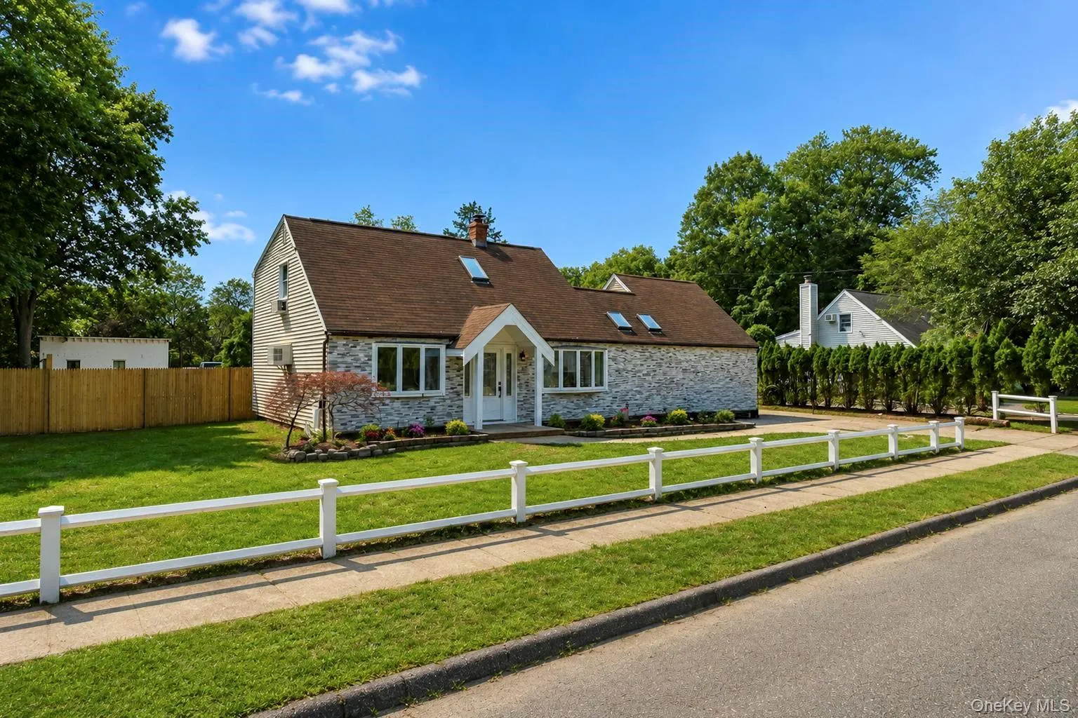 36 Fifty Acre Road, Smithtown, NY, 4 Bedrooms Bedrooms, 6 Rooms Rooms,2 BathroomsBathrooms,Residential,For Rent,Fifty Acre,0,1036685 36 Fifty Acre Road, Smithtown, NY, 4 Bedrooms Bedrooms, 6 Rooms Rooms,2 BathroomsBathrooms,Residential,For Rent,Fifty Acre,0,1036685