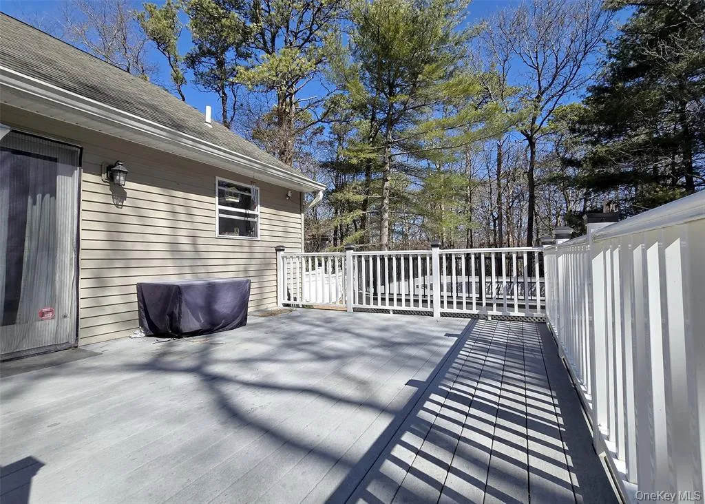 11 Doral Lane, Brookhaven, NY, 5 Bedrooms Bedrooms, 9 Rooms Rooms,3 BathroomsBathrooms,Residential,For Rent,Doral,0,1036687 11 Doral Lane, Brookhaven, NY, 5 Bedrooms Bedrooms, 9 Rooms Rooms,3 BathroomsBathrooms,Residential,For Rent,Doral,0,1036687