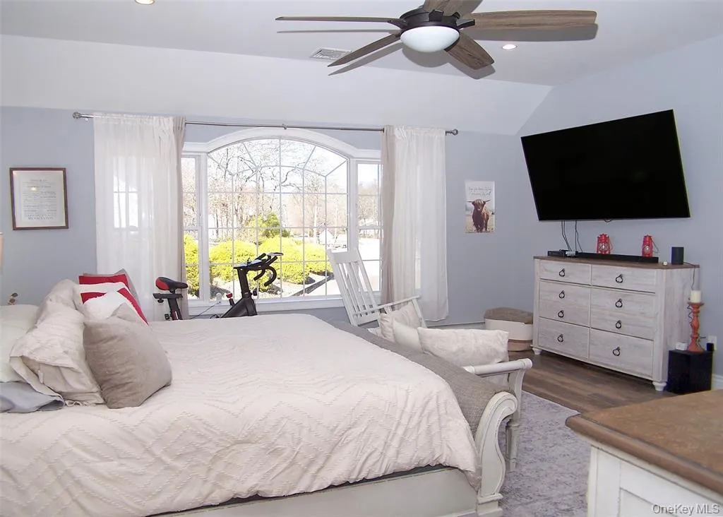 11 Doral Lane, Brookhaven, NY, 5 Bedrooms Bedrooms, 9 Rooms Rooms,3 BathroomsBathrooms,Residential,For Rent,Doral,0,1036687 11 Doral Lane, Brookhaven, NY, 5 Bedrooms Bedrooms, 9 Rooms Rooms,3 BathroomsBathrooms,Residential,For Rent,Doral,0,1036687
