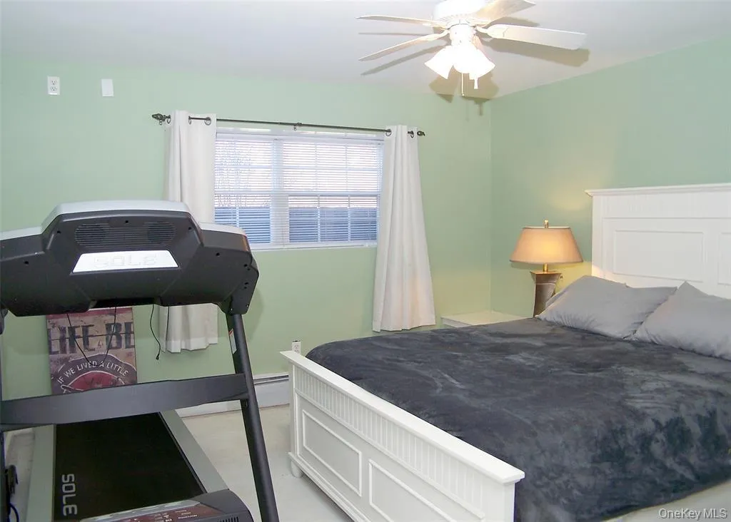 11 Doral Lane, Brookhaven, NY, 5 Bedrooms Bedrooms, 9 Rooms Rooms,3 BathroomsBathrooms,Residential,For Rent,Doral,0,1036687 11 Doral Lane, Brookhaven, NY, 5 Bedrooms Bedrooms, 9 Rooms Rooms,3 BathroomsBathrooms,Residential,For Rent,Doral,0,1036687